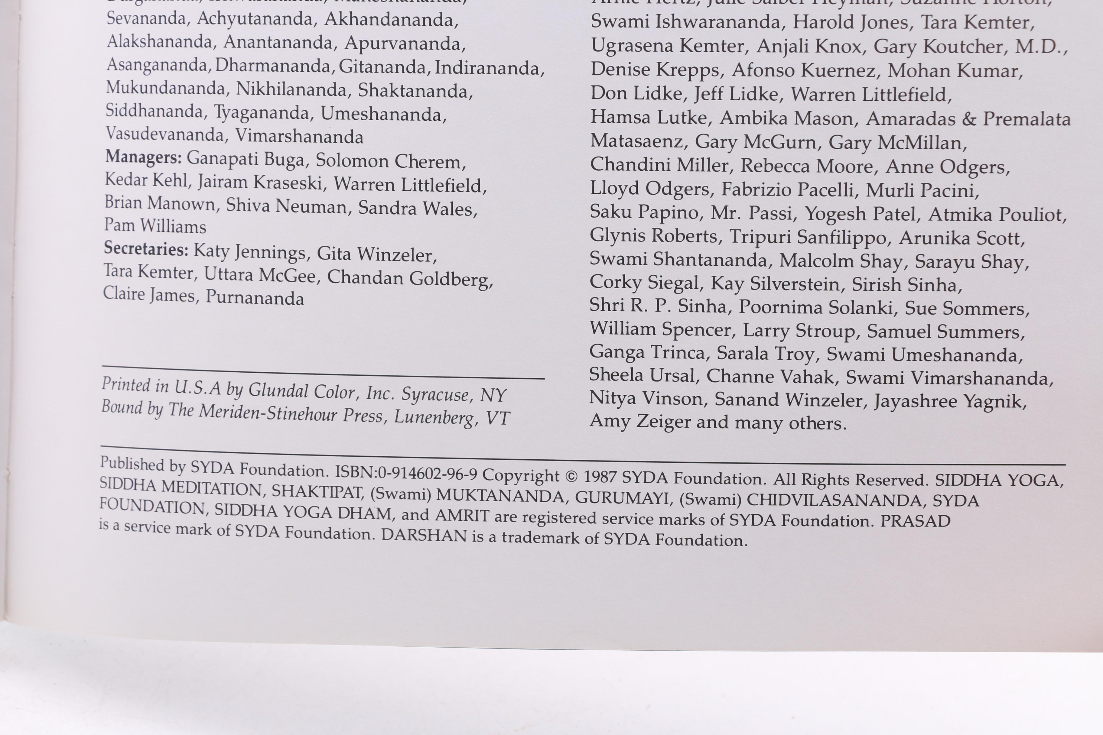 Books on Gurumayi Chidvilasananda and Darshan