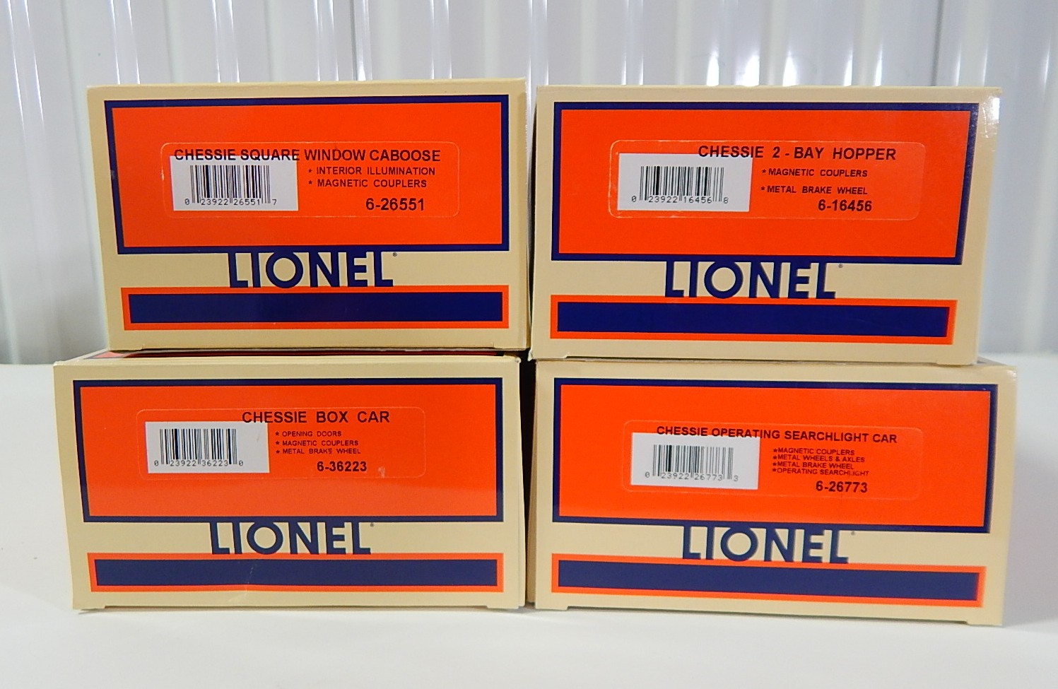 Lionel Chessie Diesel Freight Train Set with Box - Missing Tracks