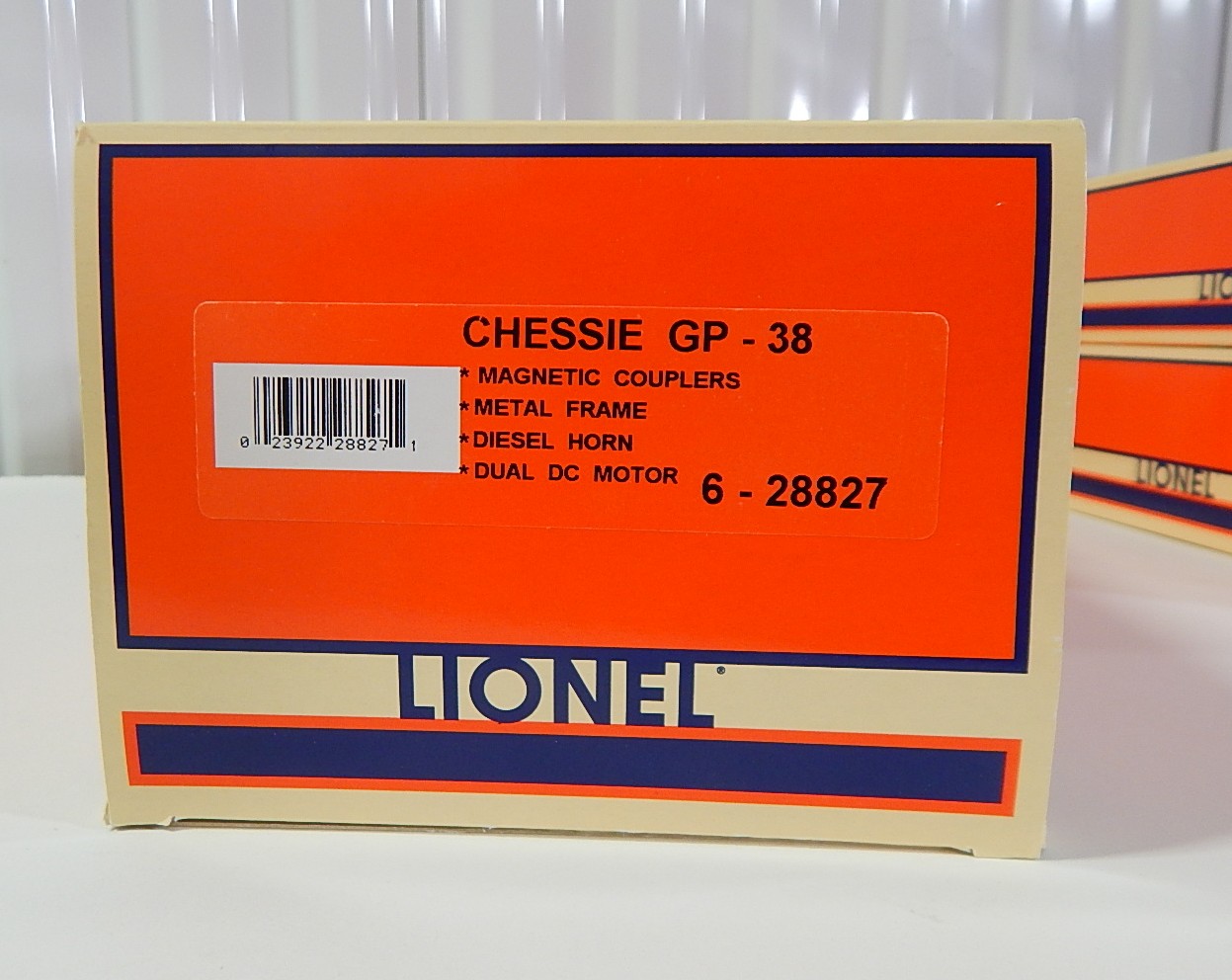 Lionel Chessie Diesel Freight Train Set with Box - Missing Tracks