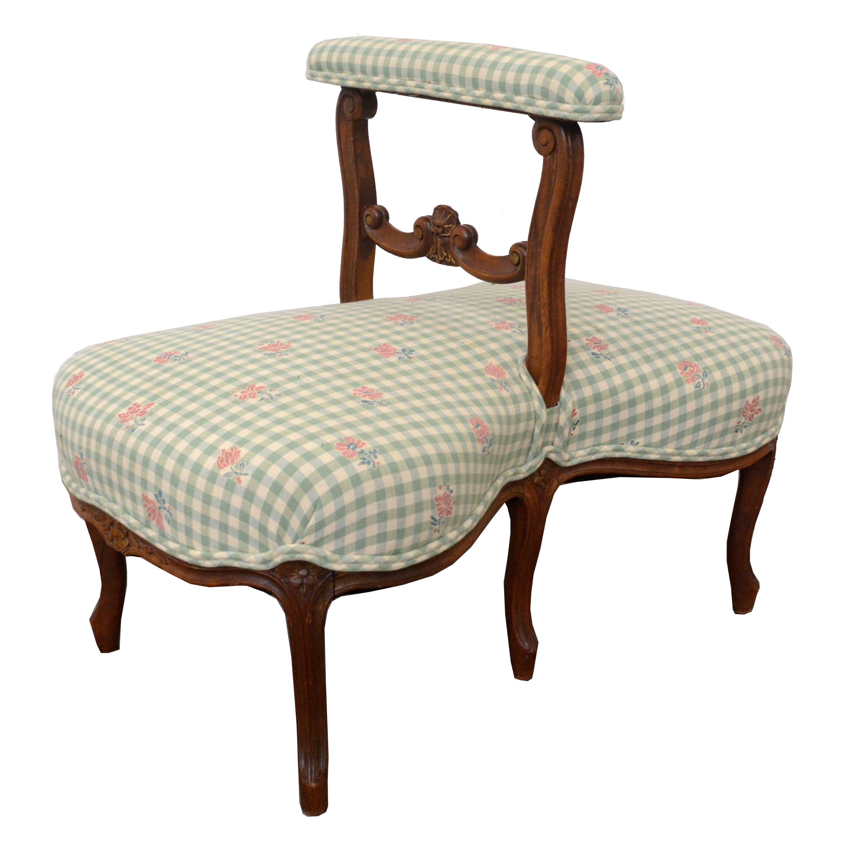 French Provincial Style Beechwood Chaise L'Amour, 20th Century