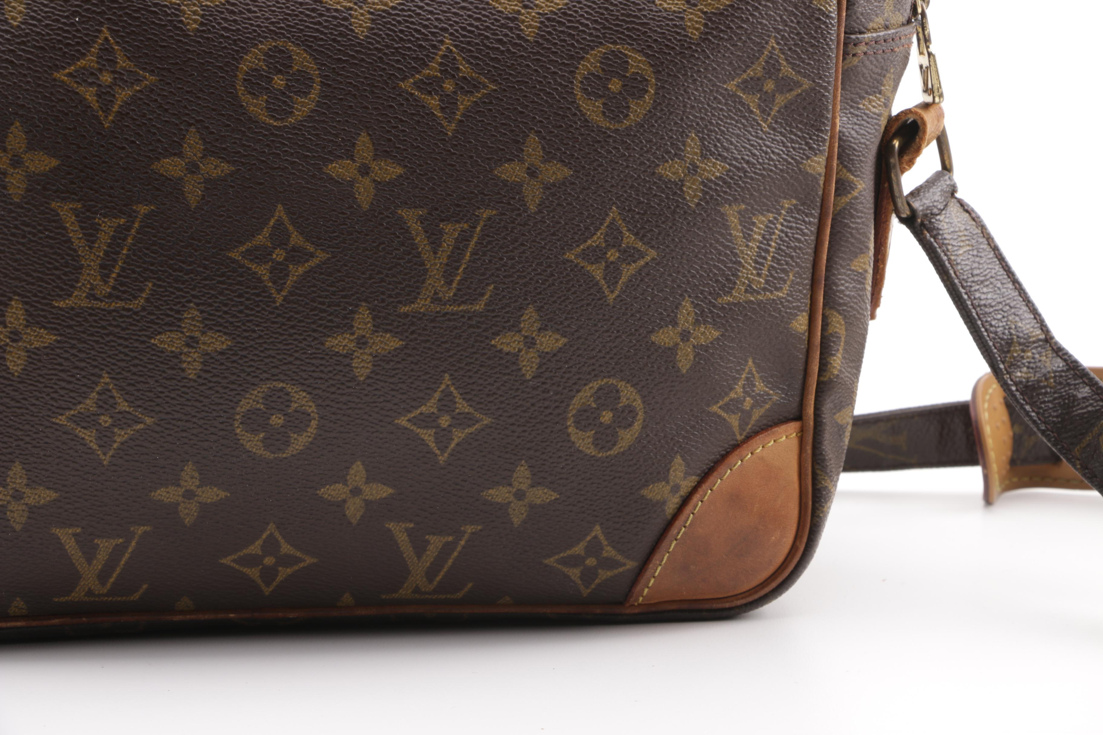 1991 Vintage Louis Vuitton Paris Monogram Canvas Nile Messenger Bag