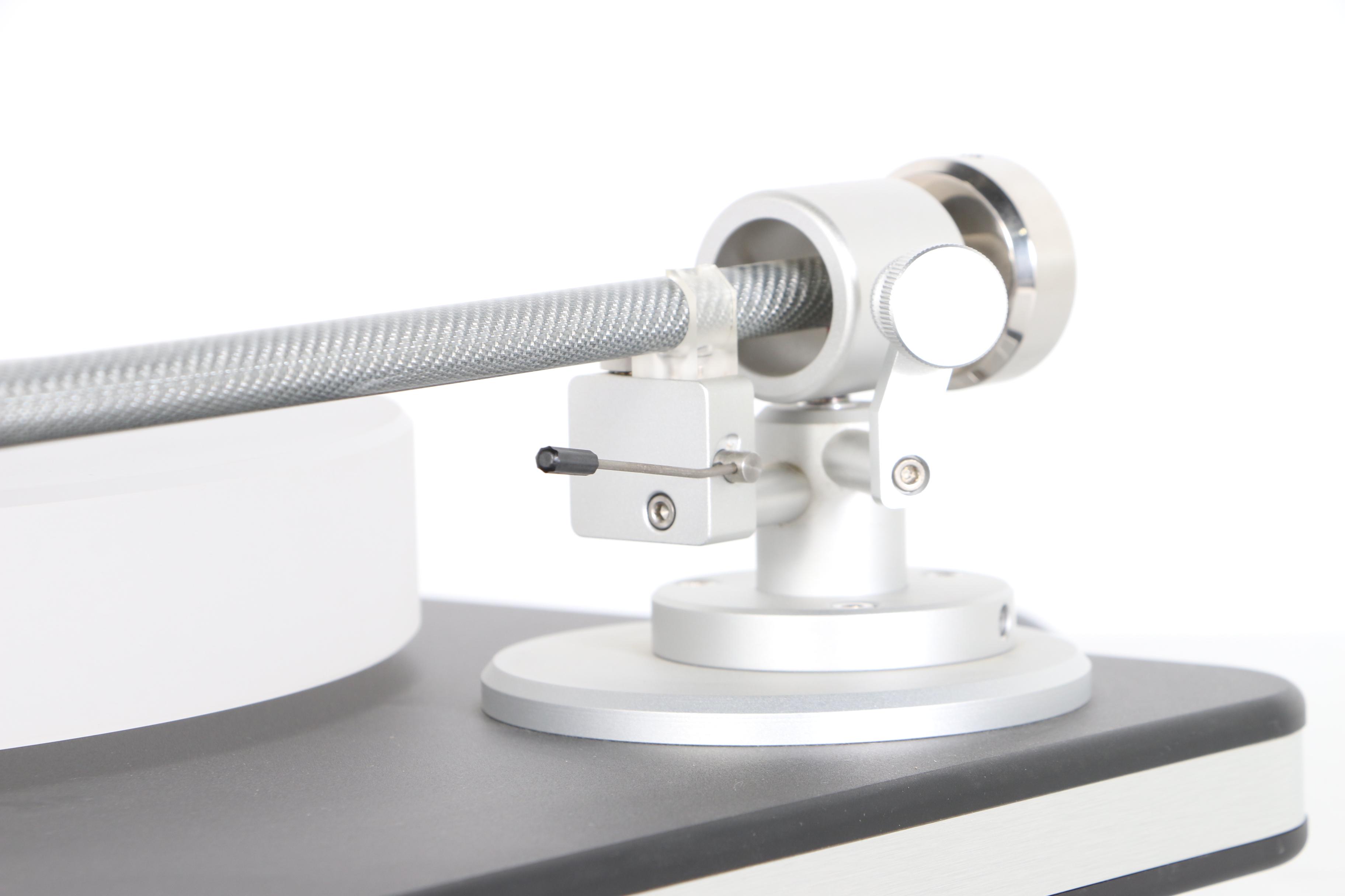 Clear Audio Performance SE Turntable with Acrylic Lid