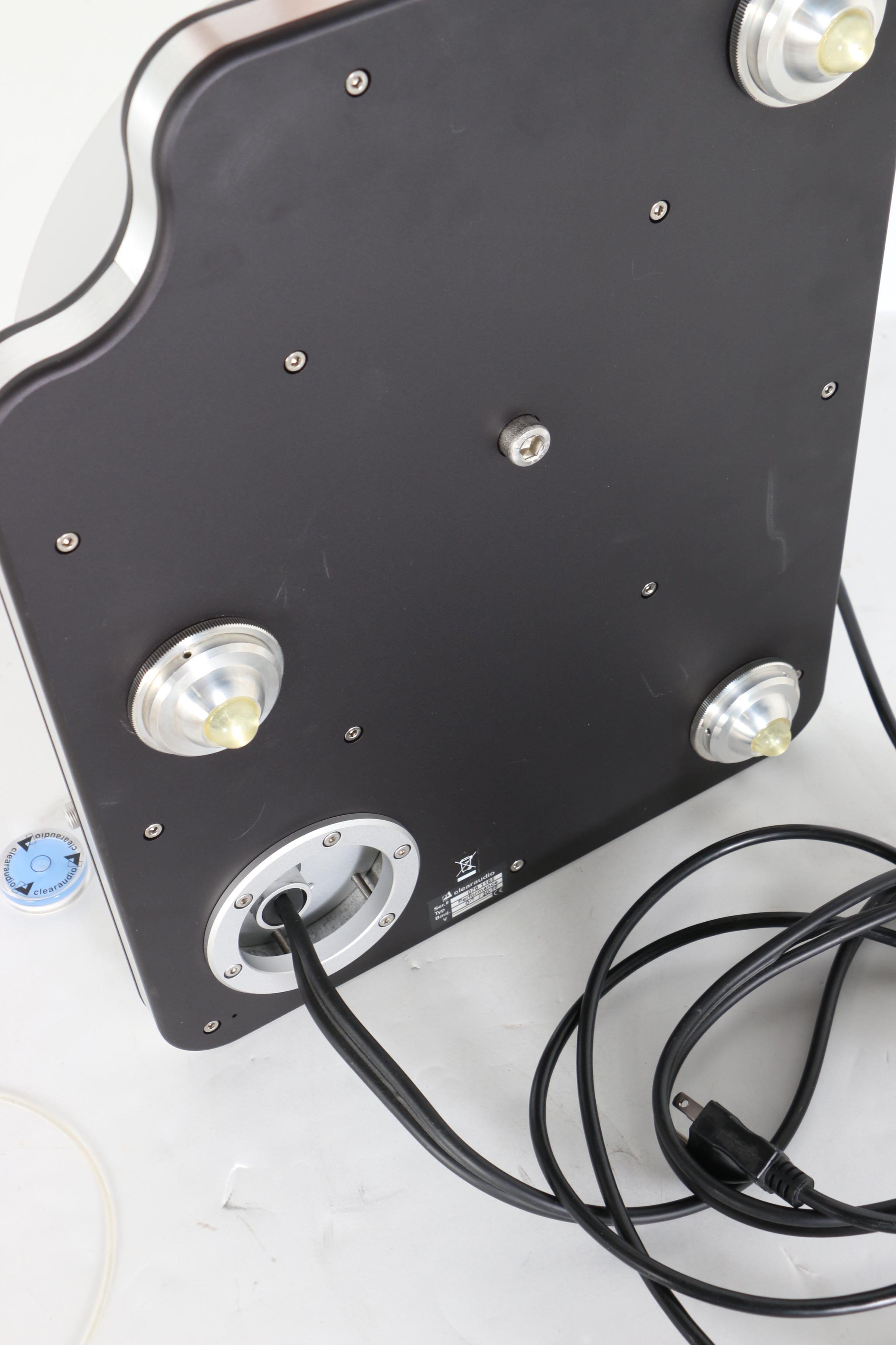 Clear Audio Performance SE Turntable with Acrylic Lid