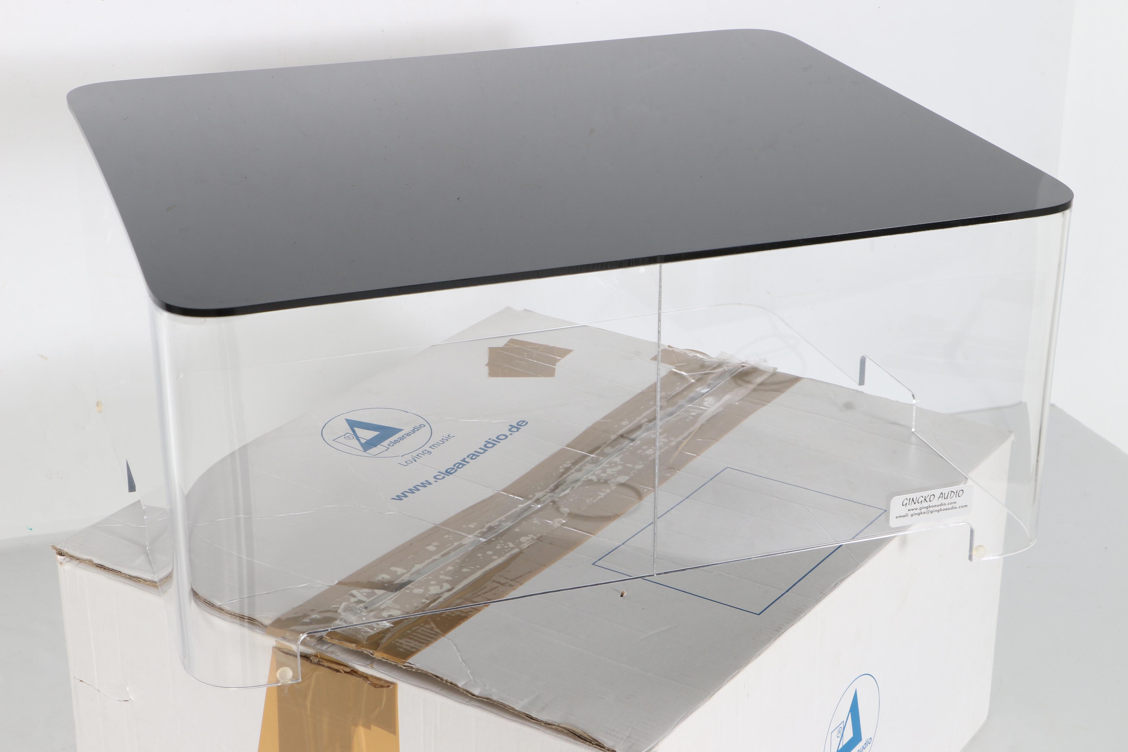 Clear Audio Performance SE Turntable with Acrylic Lid