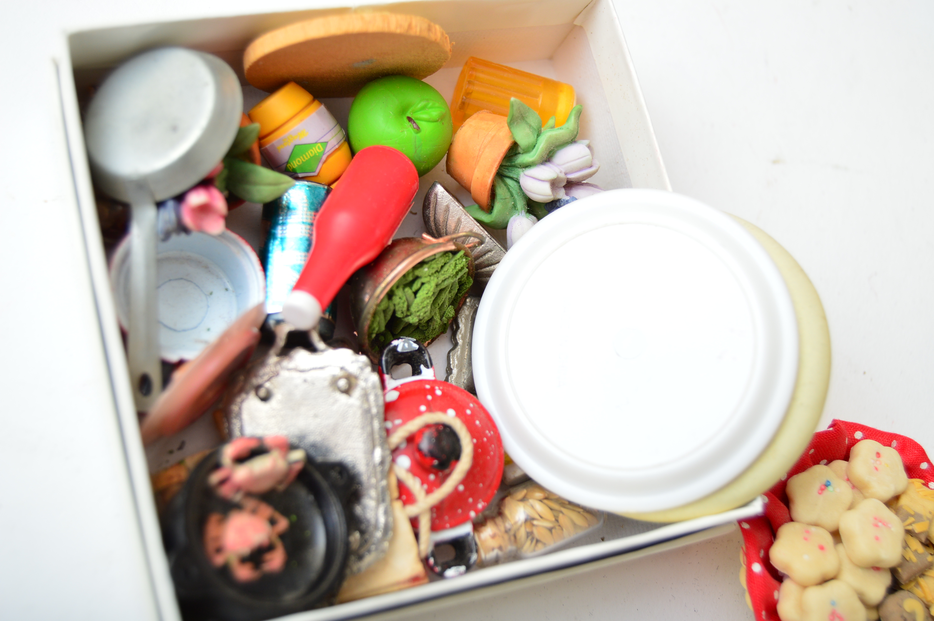 Dollhouse Furniture, Vintage German Paper Mache Creche Set and Miniatures