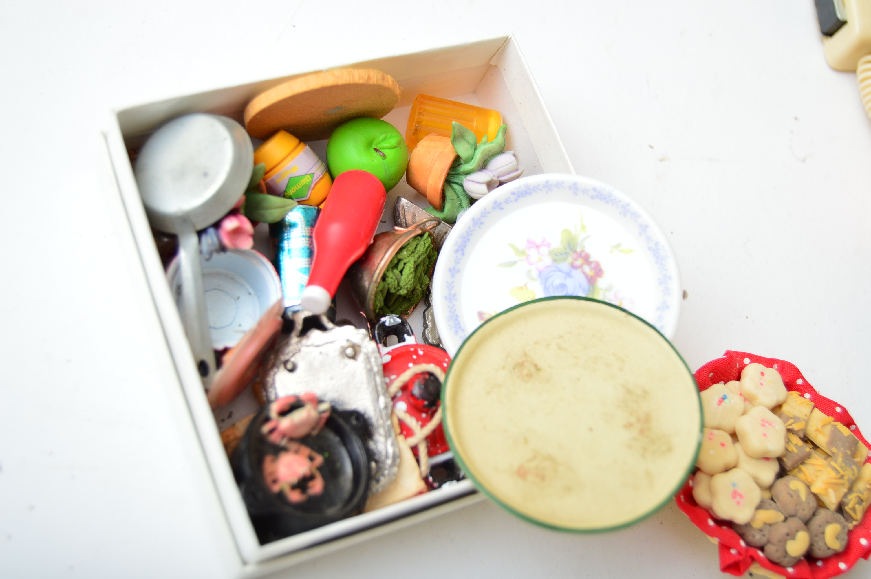 Dollhouse Furniture, Vintage German Paper Mache Creche Set and Miniatures