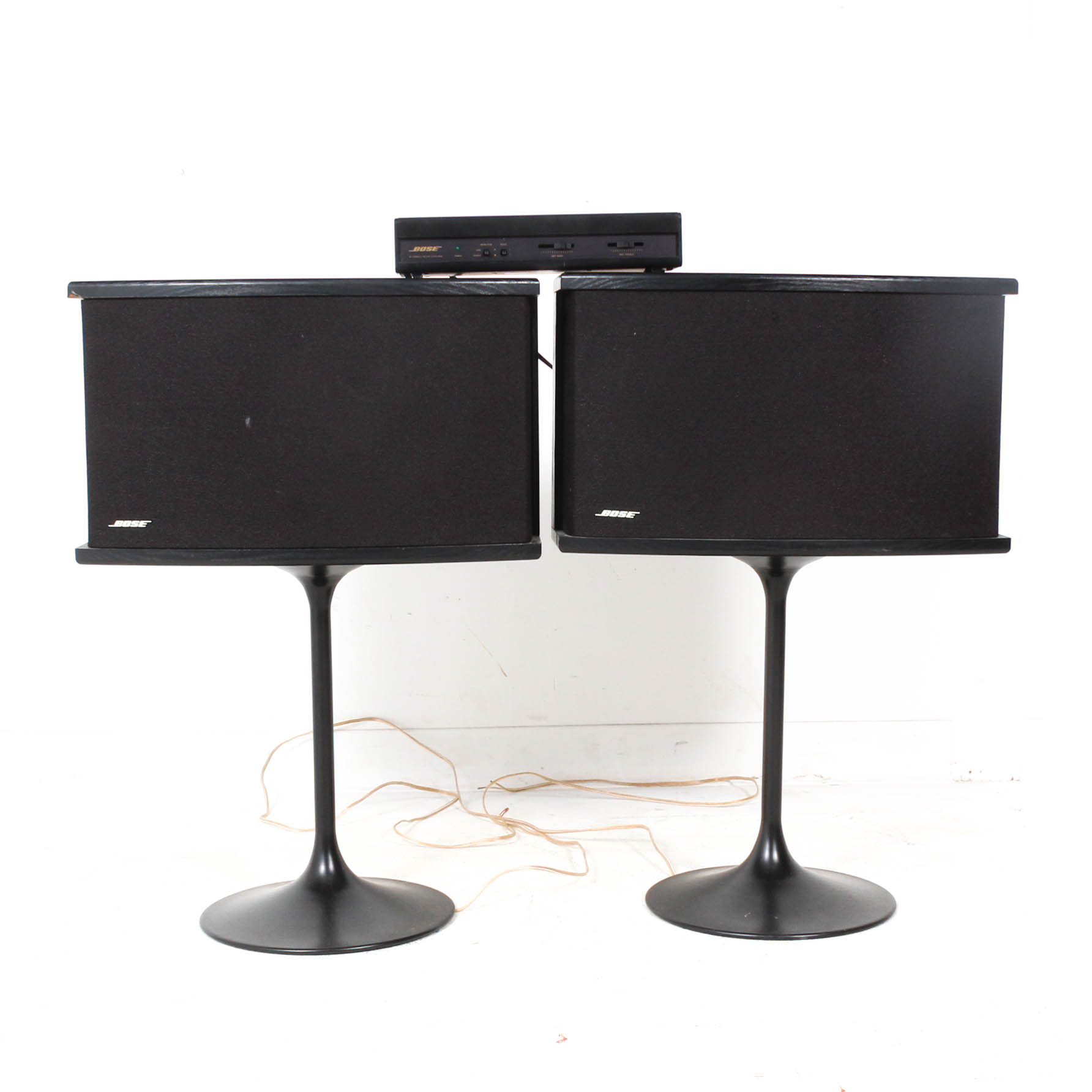 Bose 901 Series VI Speakers and Equalizer