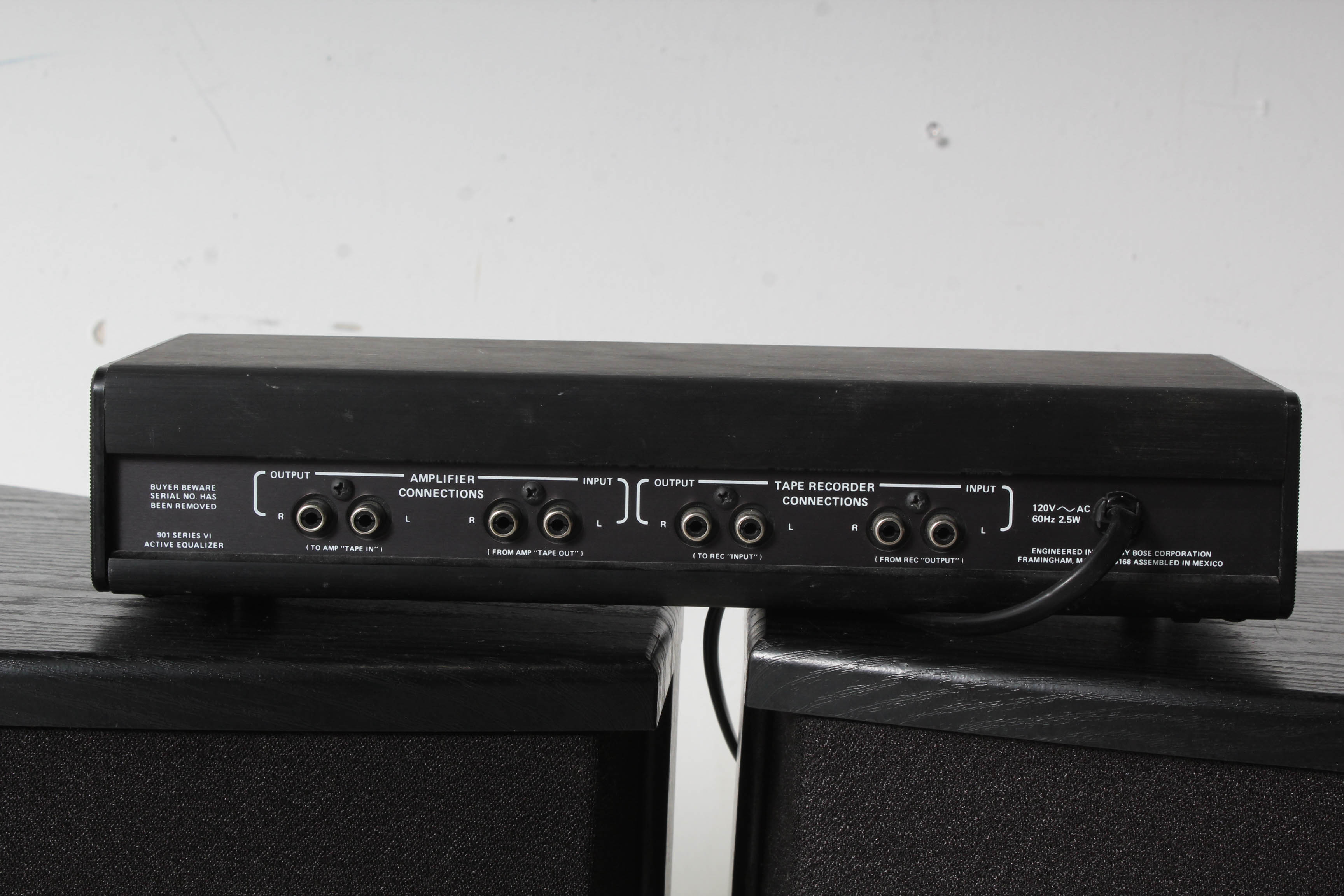 Bose 901 Series VI Speakers and Equalizer