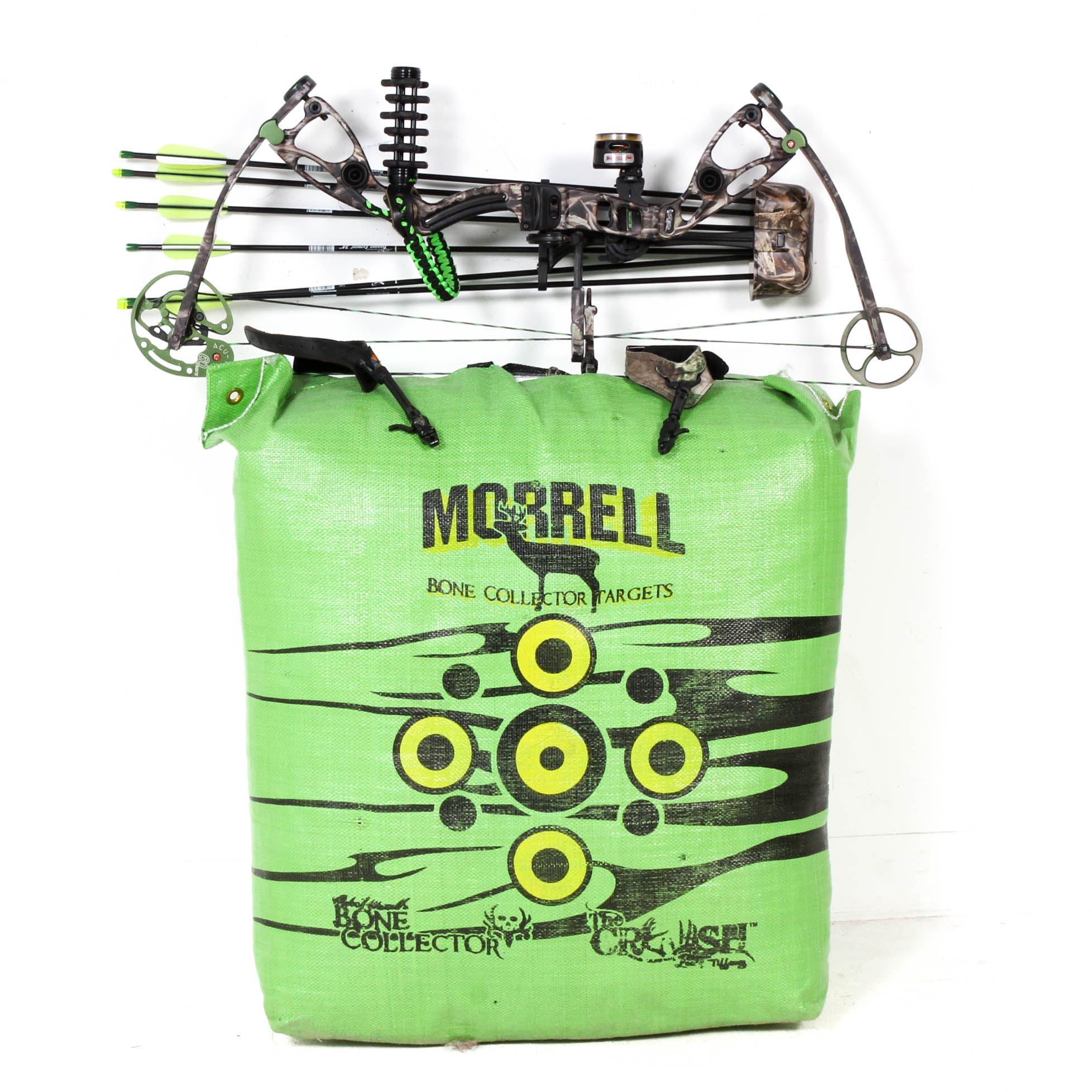 Martin Compound Bow and Arrows with Target