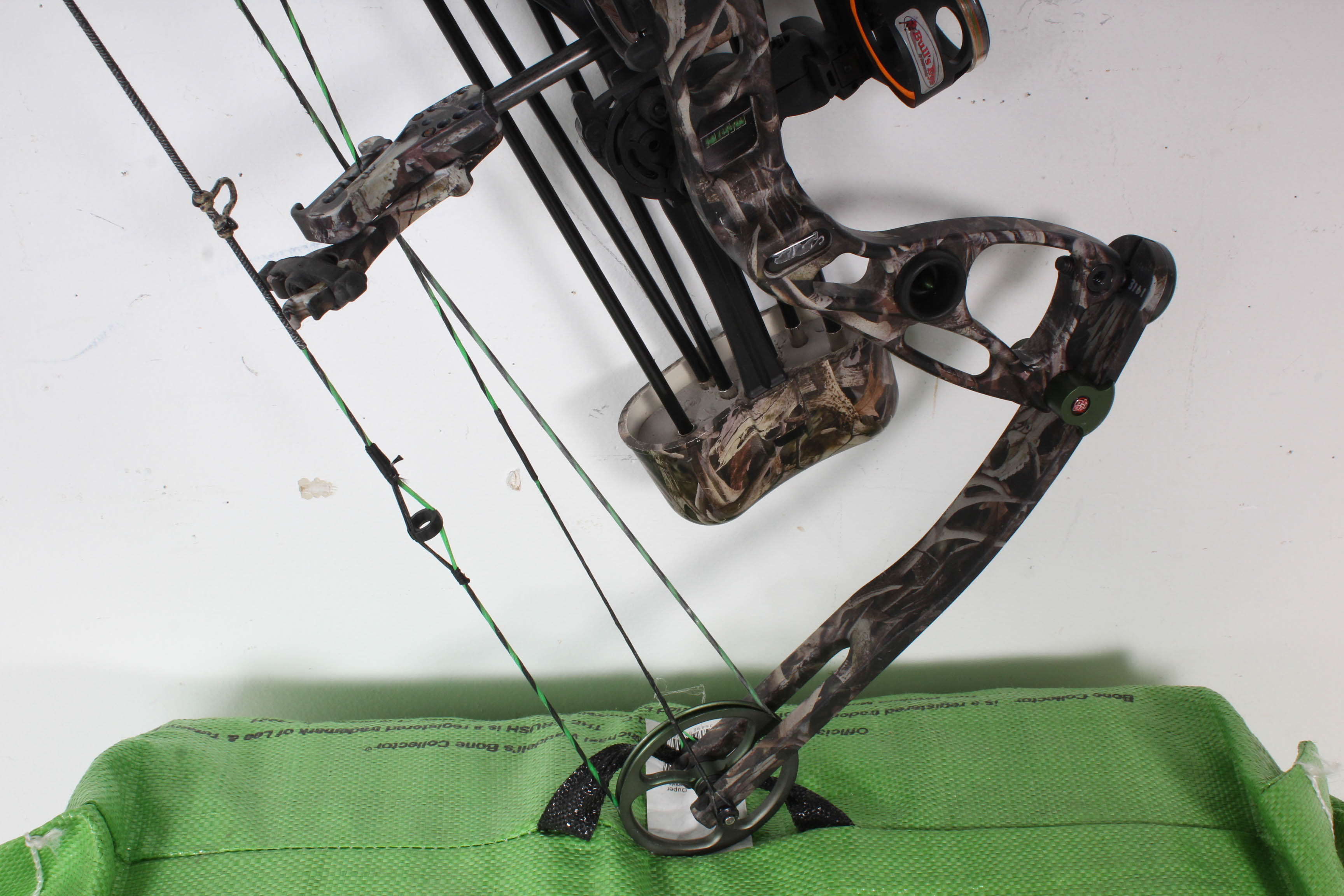 Martin Compound Bow and Arrows with Target