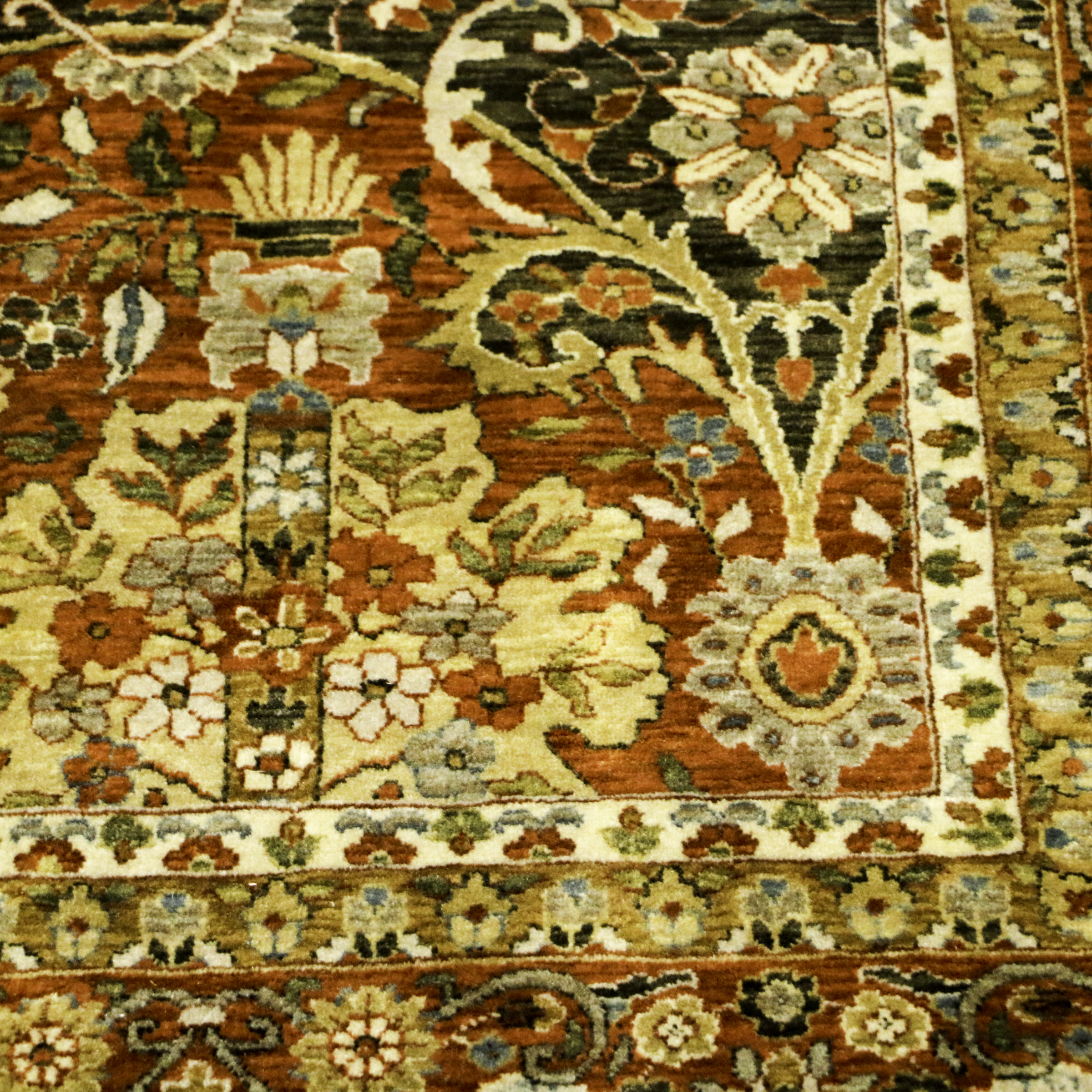 Hand-Knotted Indian Obeetee "Meshed" Wool Rug