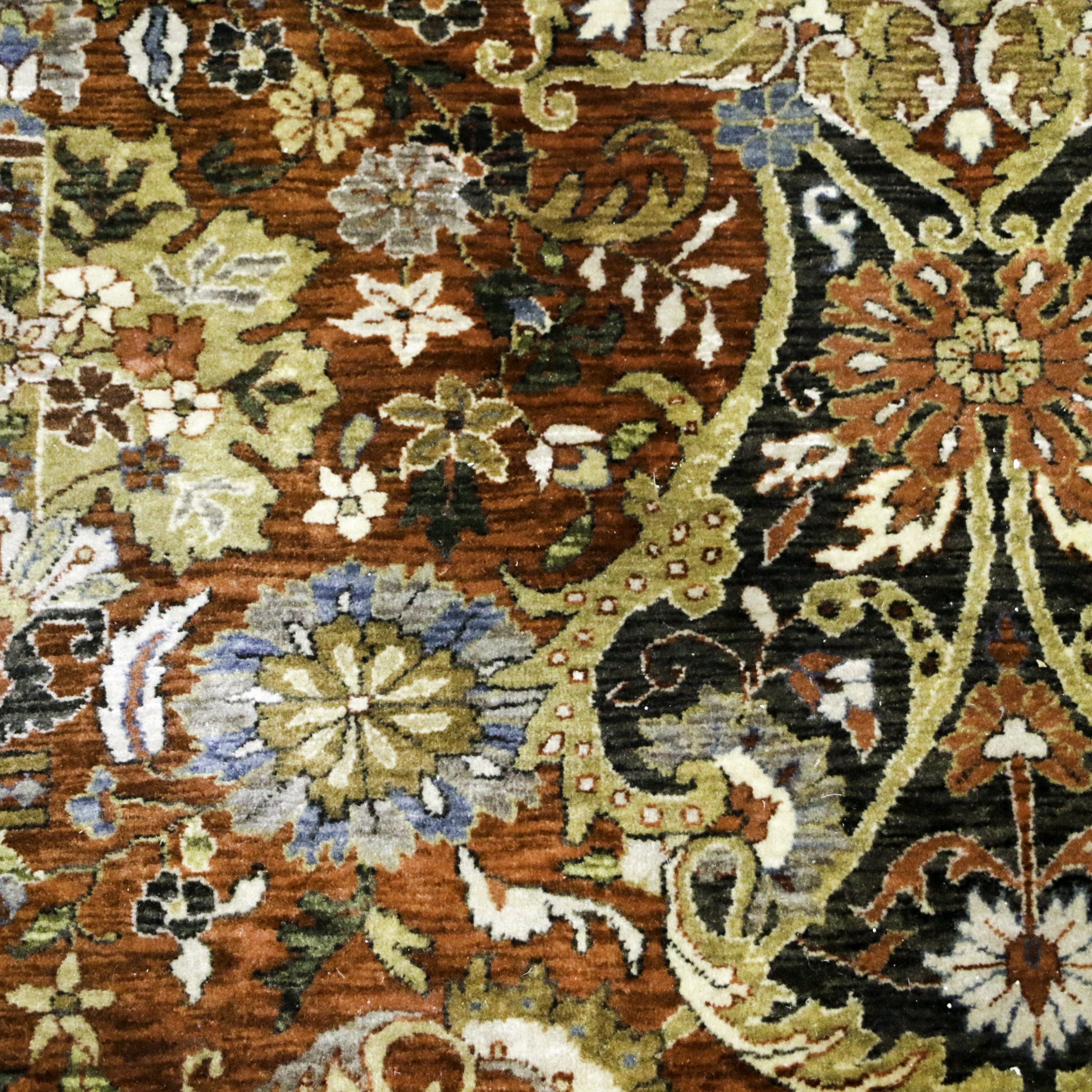 Hand-Knotted Indian Obeetee "Meshed" Wool Rug