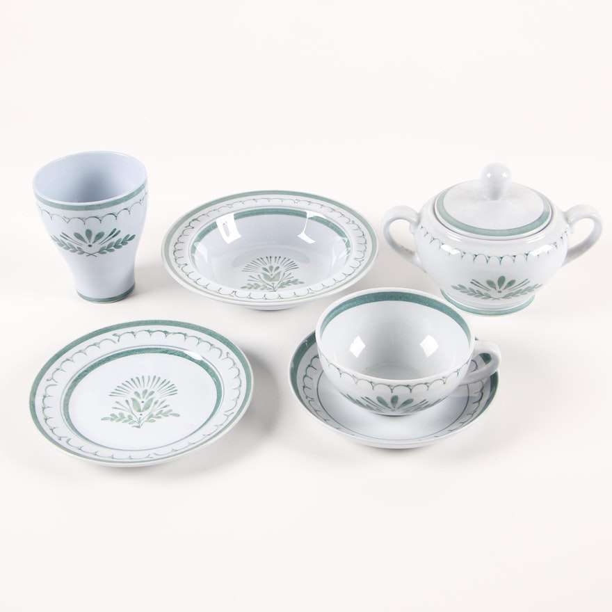 Arabia of Finland "Green Thistle" Dinnerware c. 1955-70