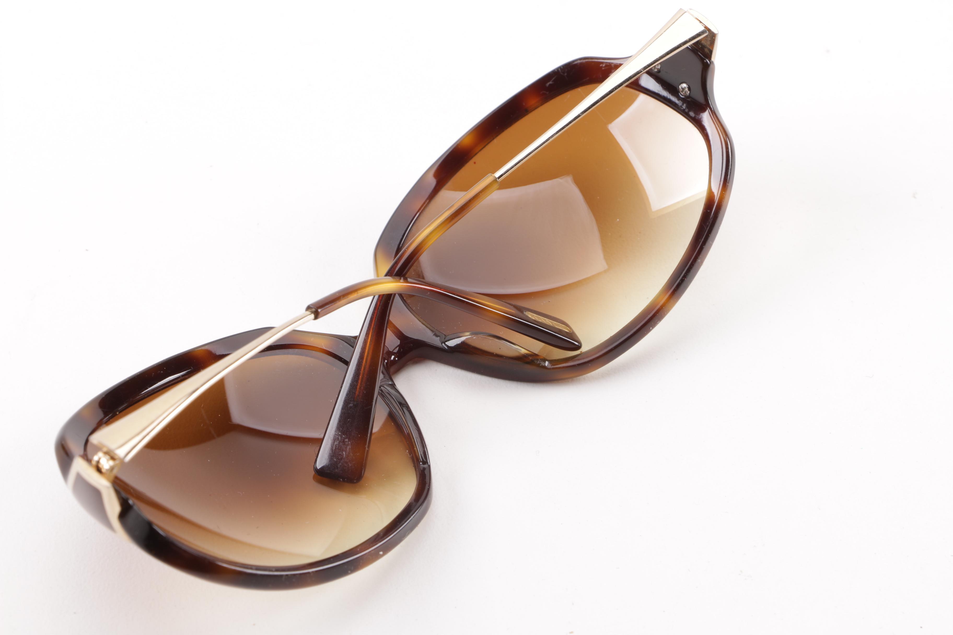 1980s Vintage Oliver Peoples Mariette Tortoiseshell-Style Sunglasses