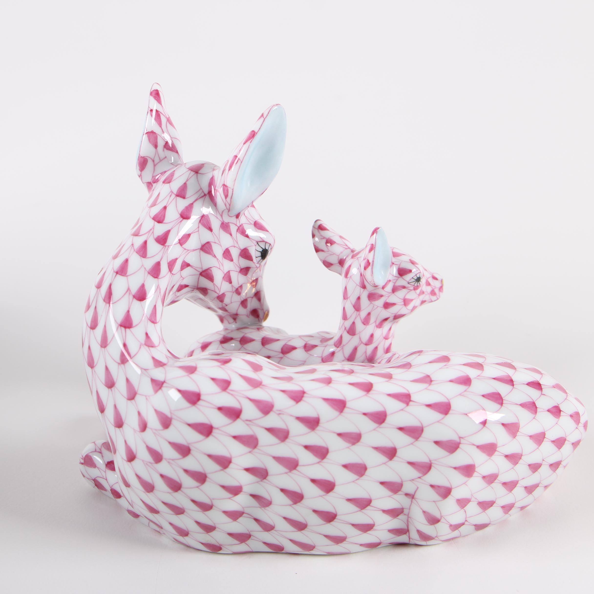 Herend Raspberry Fishnet "Deer with Fawn" Porcelain Figurine