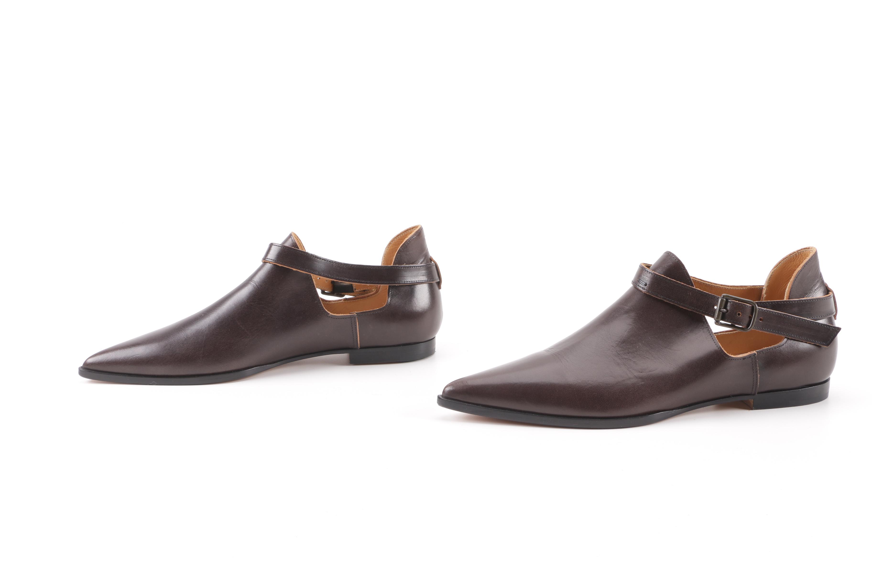 Women's Maison Martin Margiela MM22 Brown Leather Buckle Strap Pointed Toe Shoes