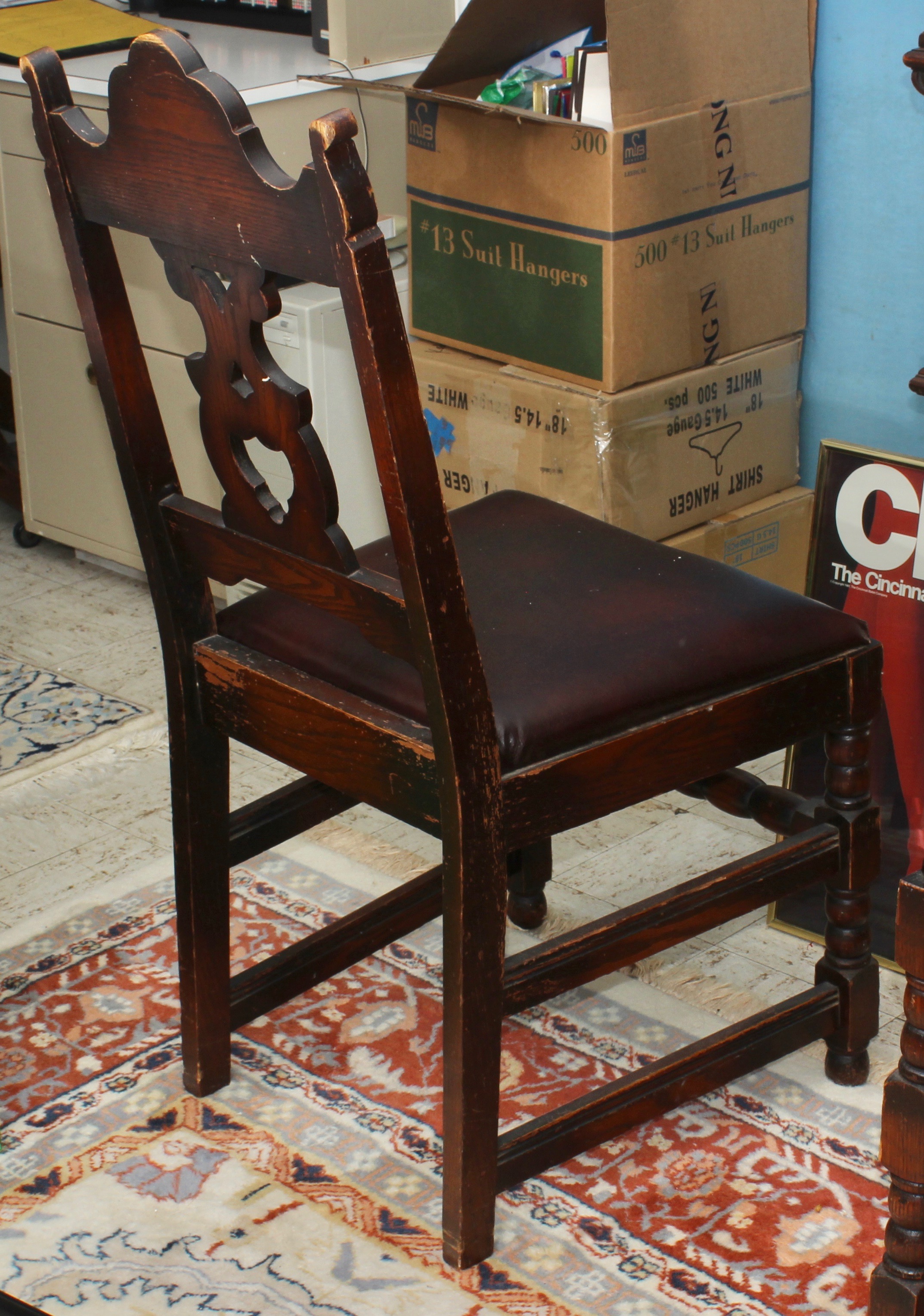 Vintage Mediterranean Style Mahogany Dining Table and Chairs