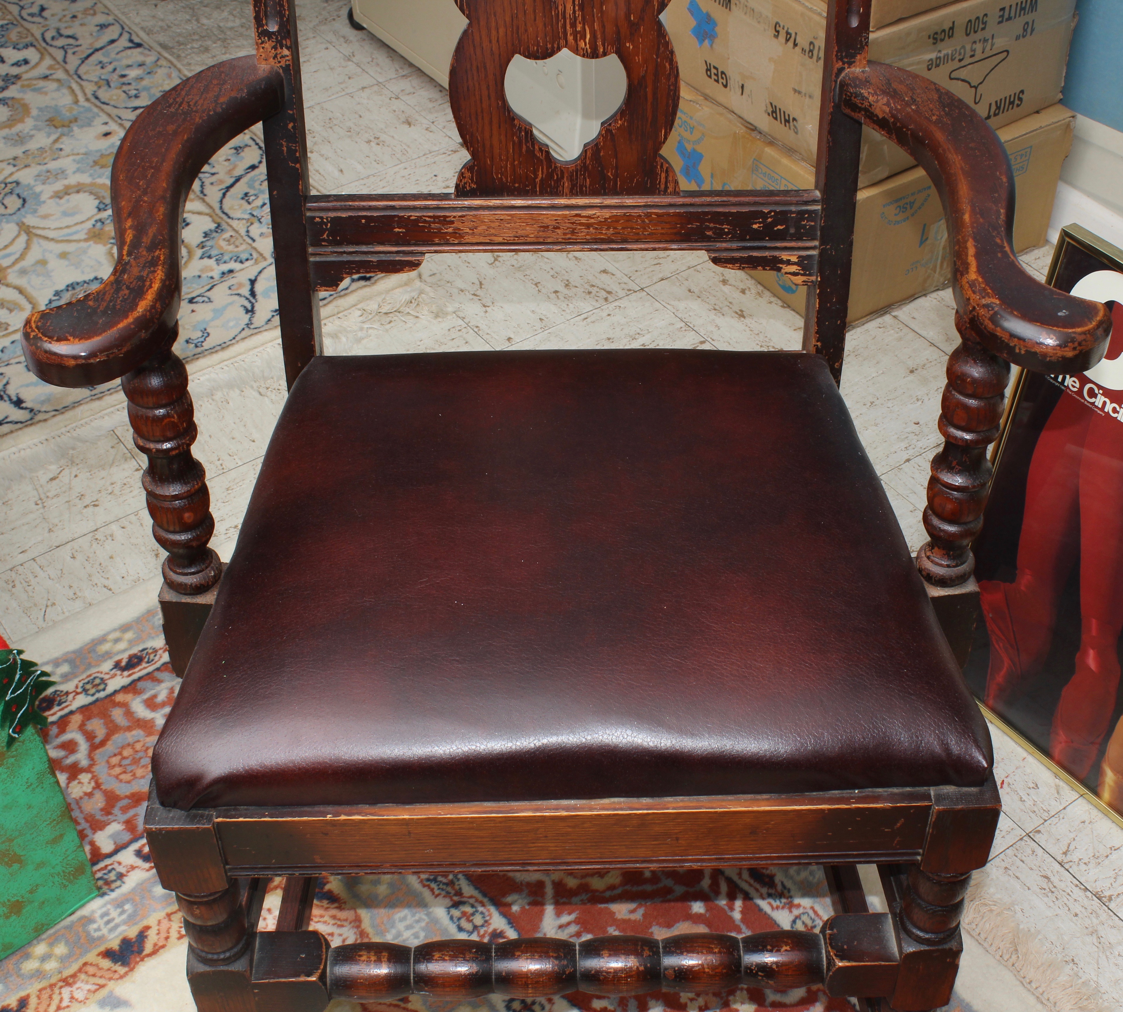 Vintage Mediterranean Style Mahogany Dining Table and Chairs