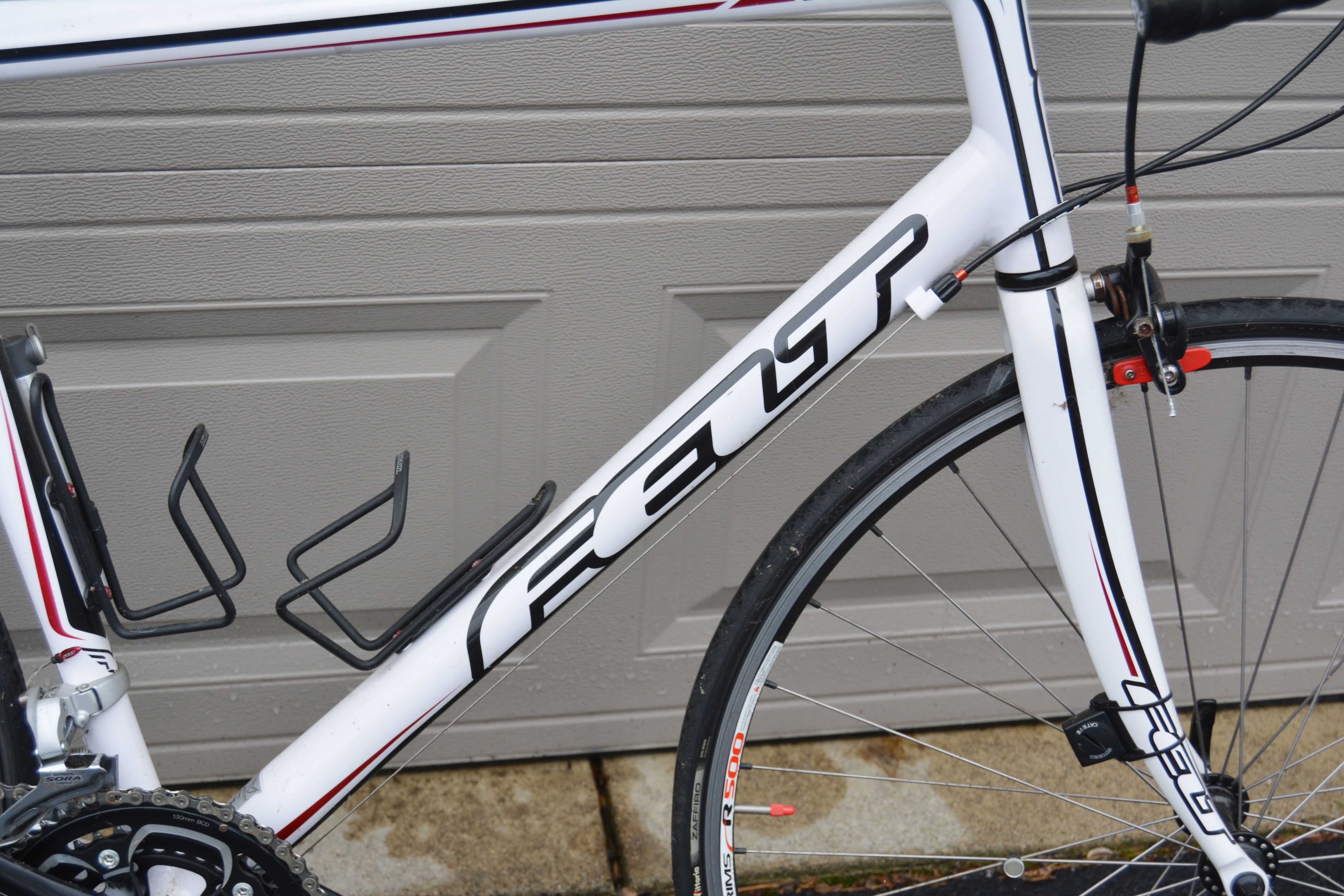 Felt Z100 White Aluminum Frame Road Bicycle