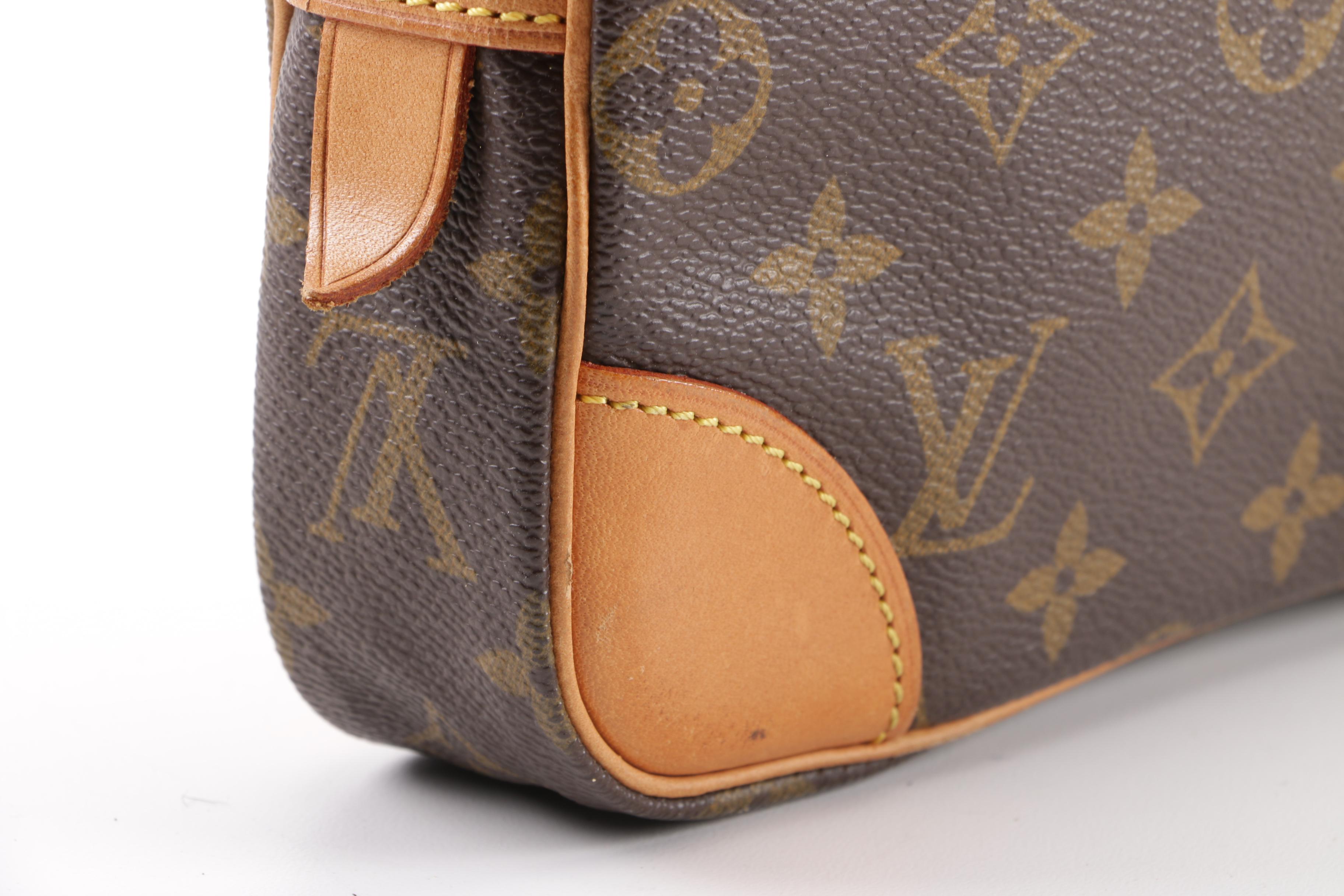 1991 Vintage Louis Vuitton Paris Marly Dragonne Monogram Canvas Wristlet