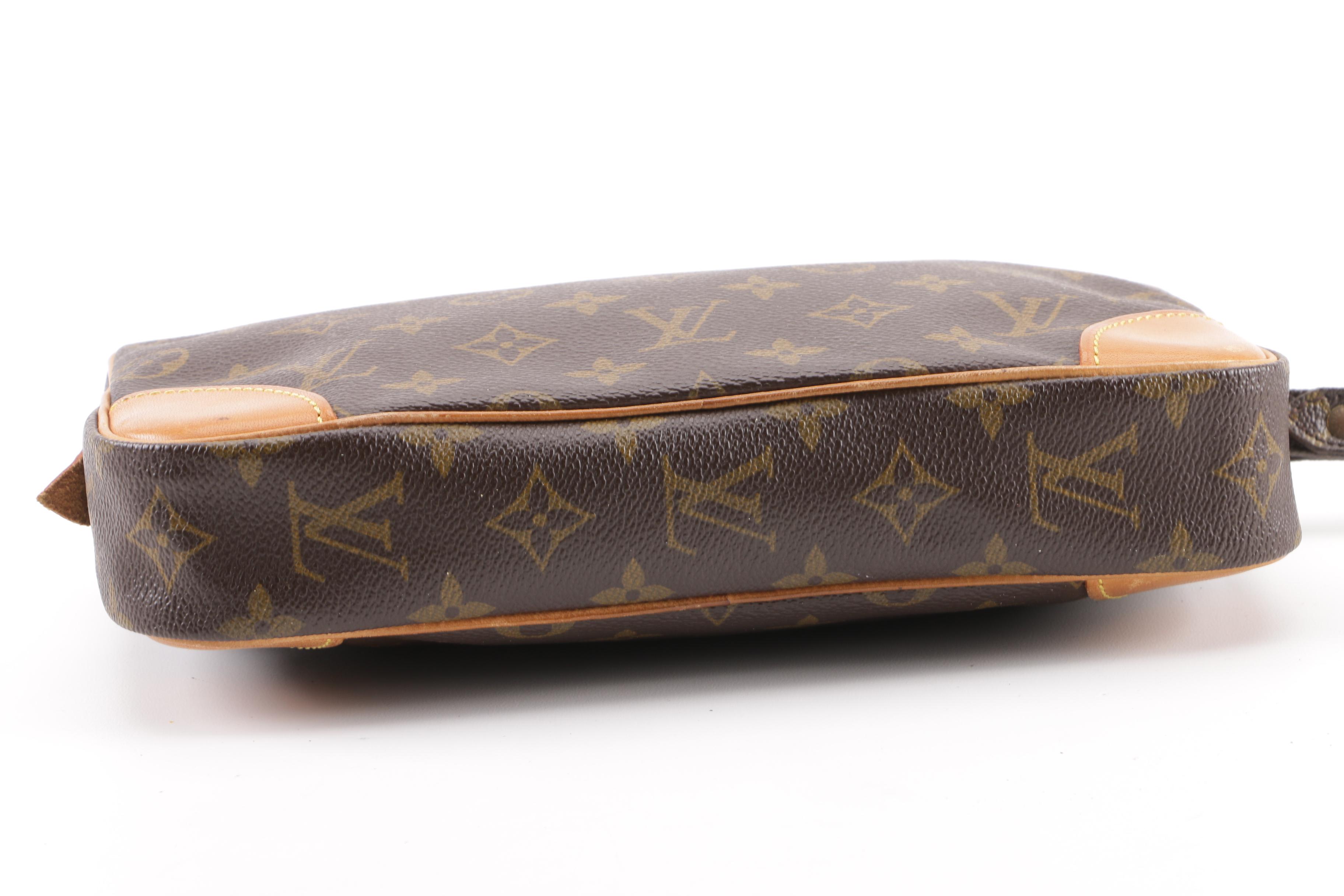 1991 Vintage Louis Vuitton Paris Marly Dragonne Monogram Canvas Wristlet