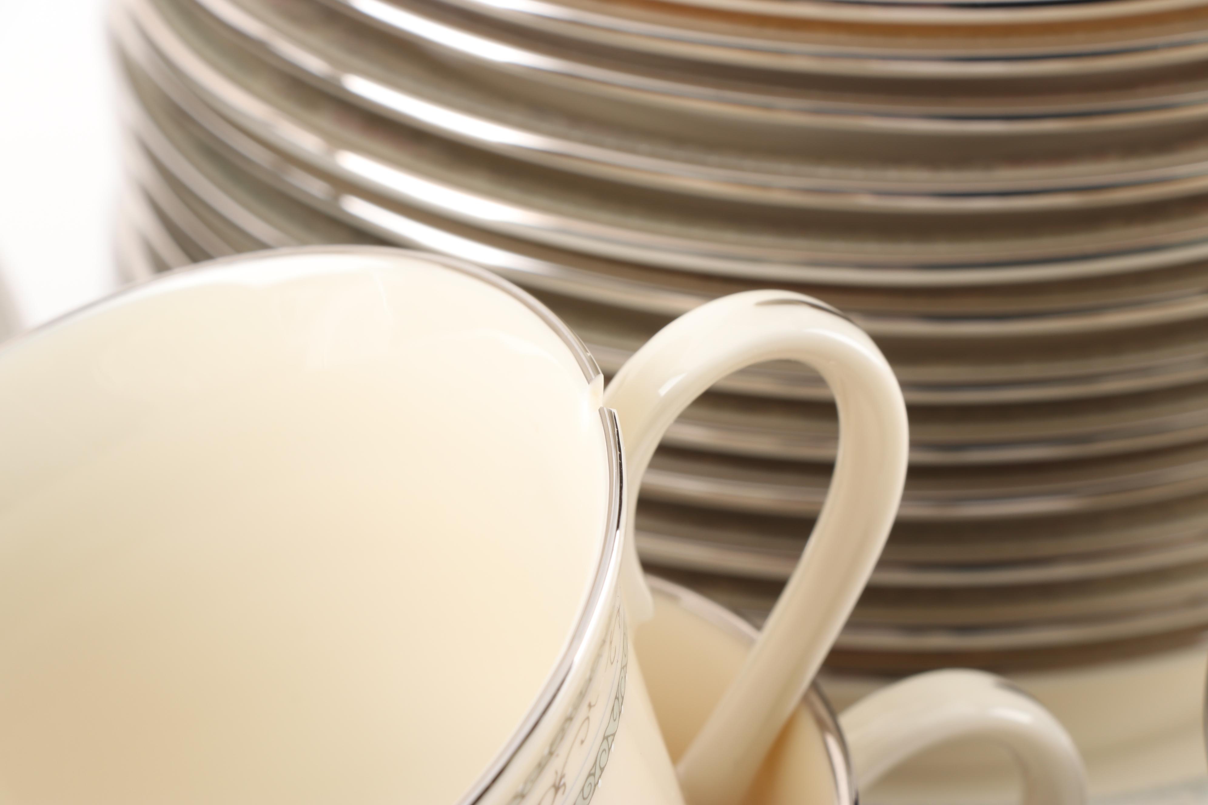 Lenox "Charleston" Bone China Dinnerware, circa 1982-2008