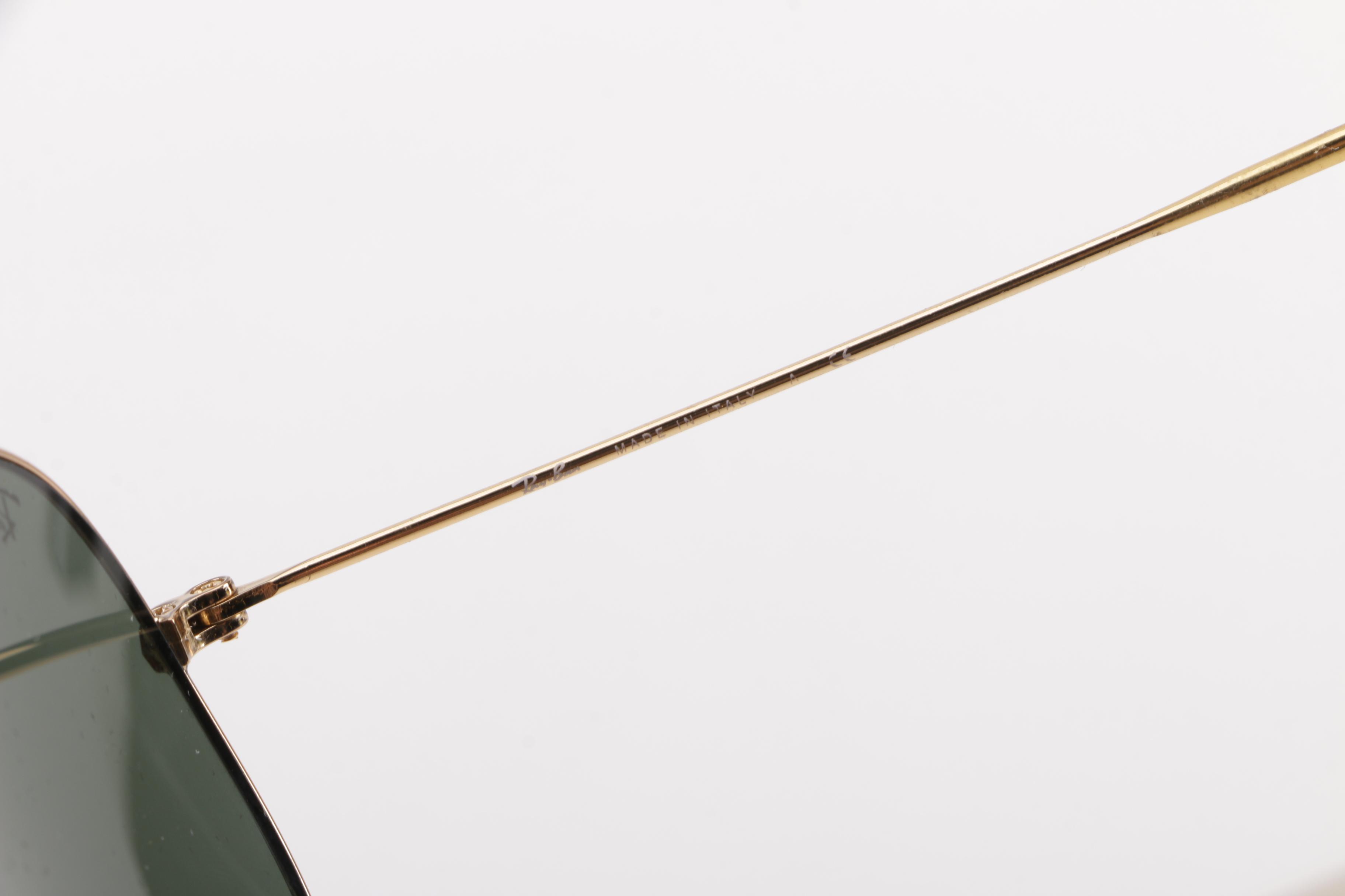 Ray-Ban Outdoorsman Aviator Sunglasses and Brown Case