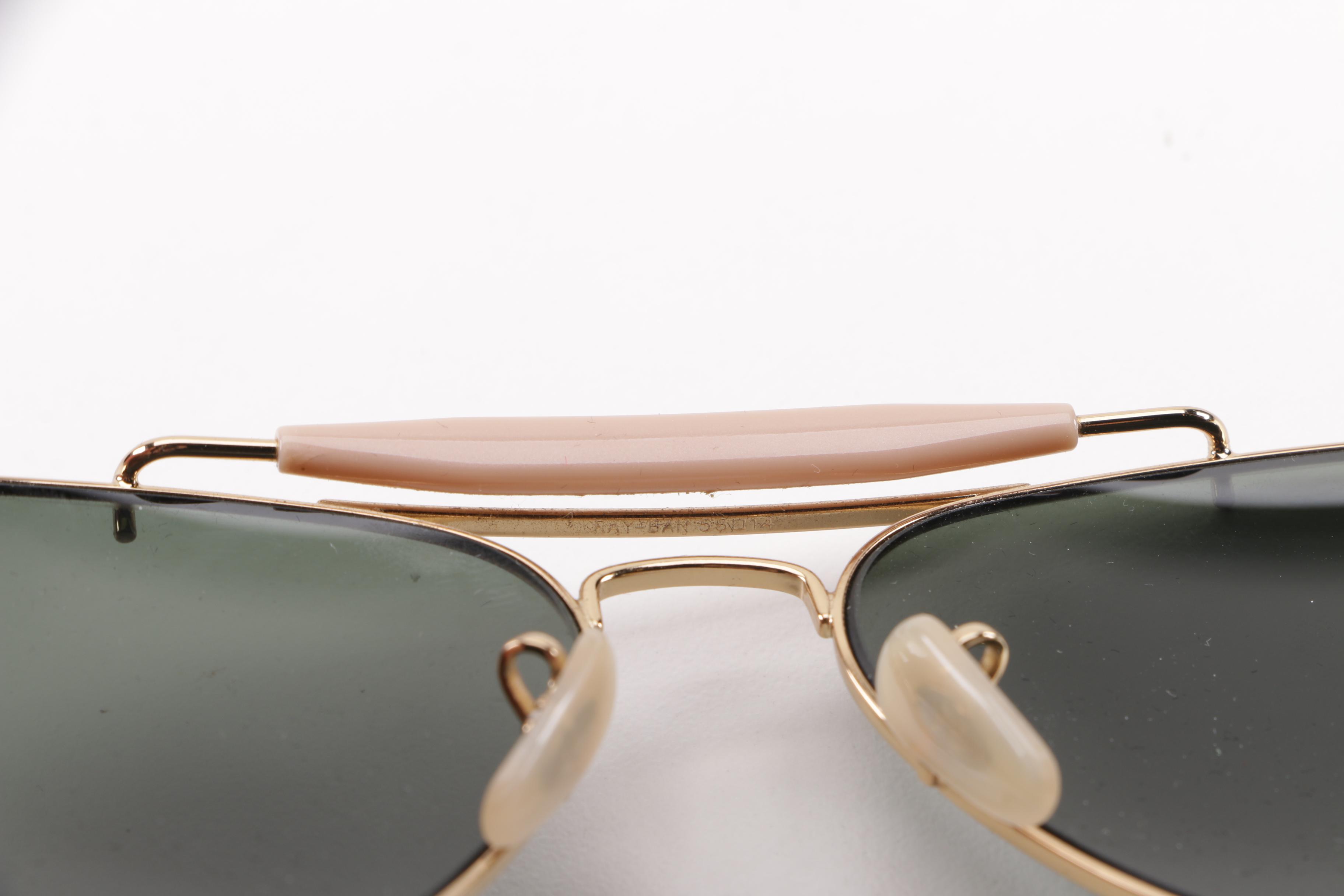 Ray-Ban Outdoorsman Aviator Sunglasses and Brown Case