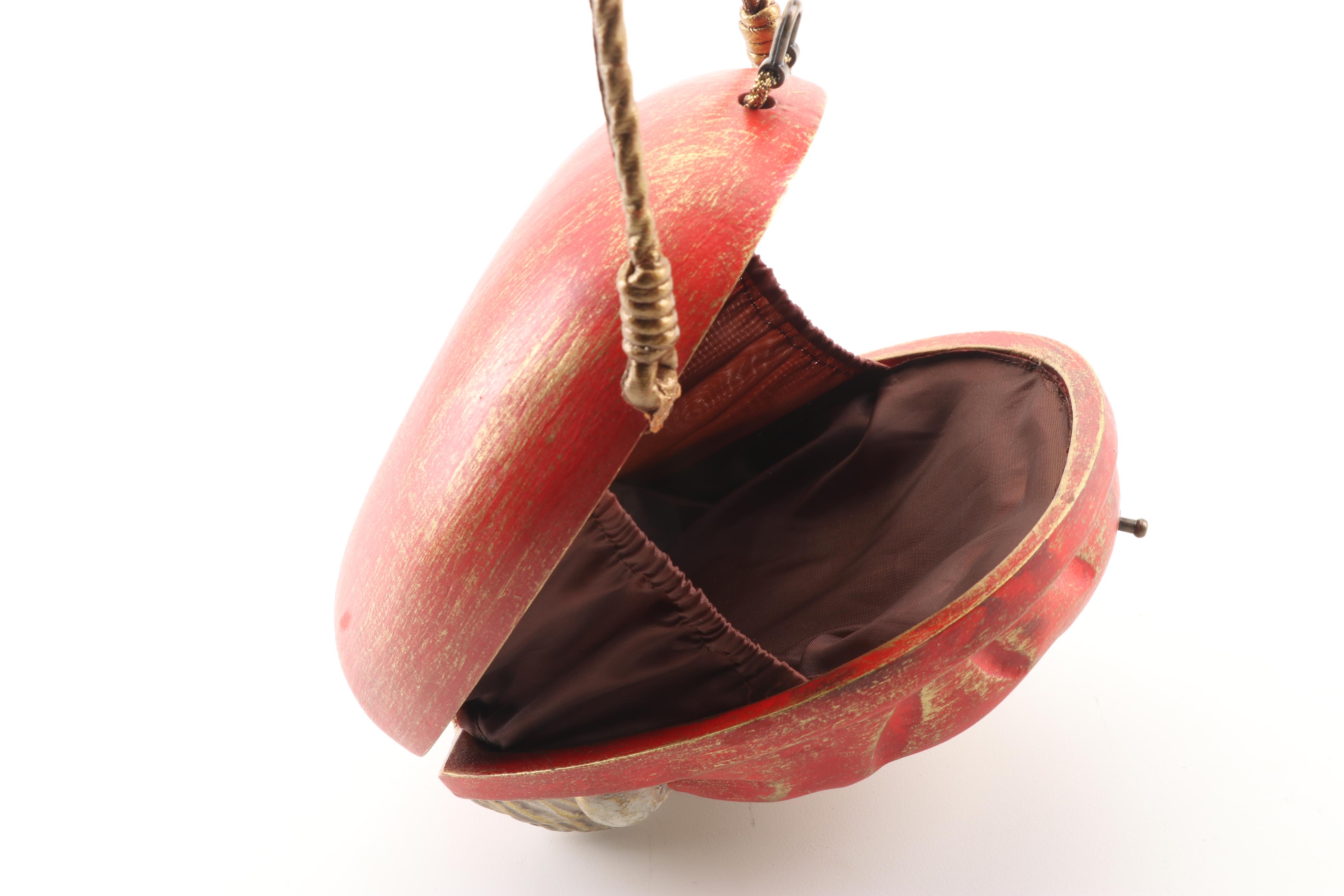 1996 Vintage Timmy Woods Beverly Hills Collection Santa Claus Wooden Box Purse