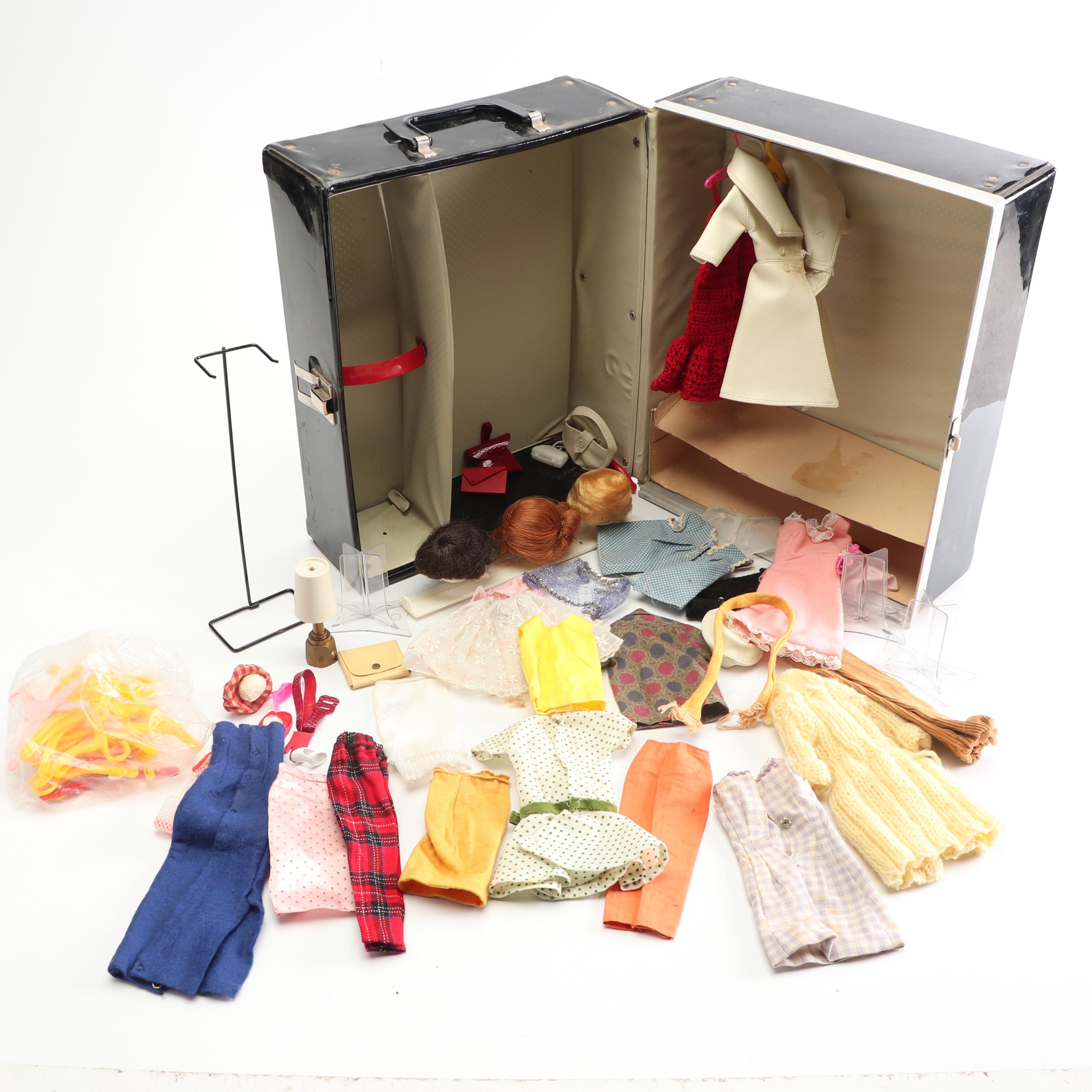 Mattel "Ponytail Barbie" Carrying Cases and Outfits, 1963