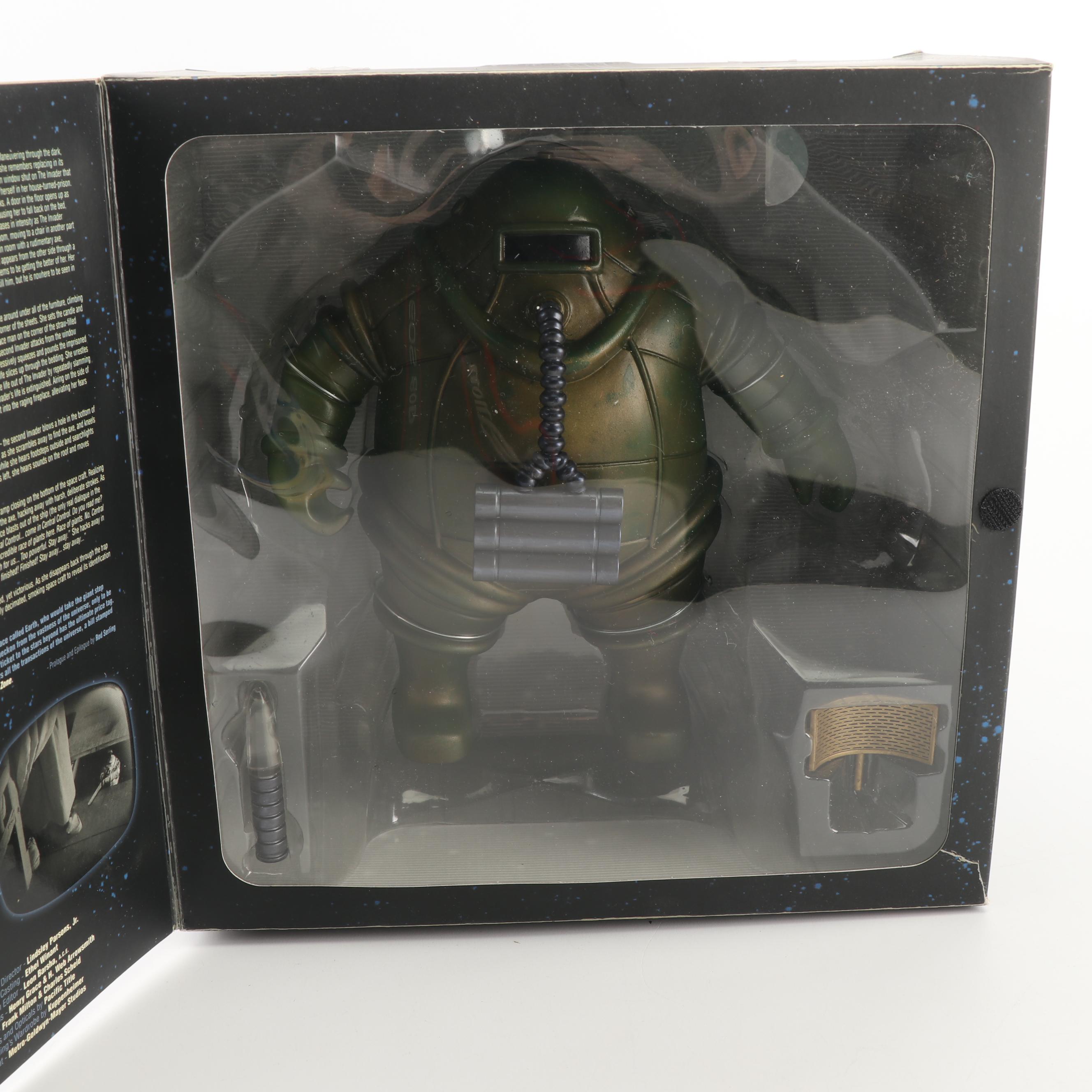 The Twilight Zone "The Invaders" Collector's Model by Sideshow Toys