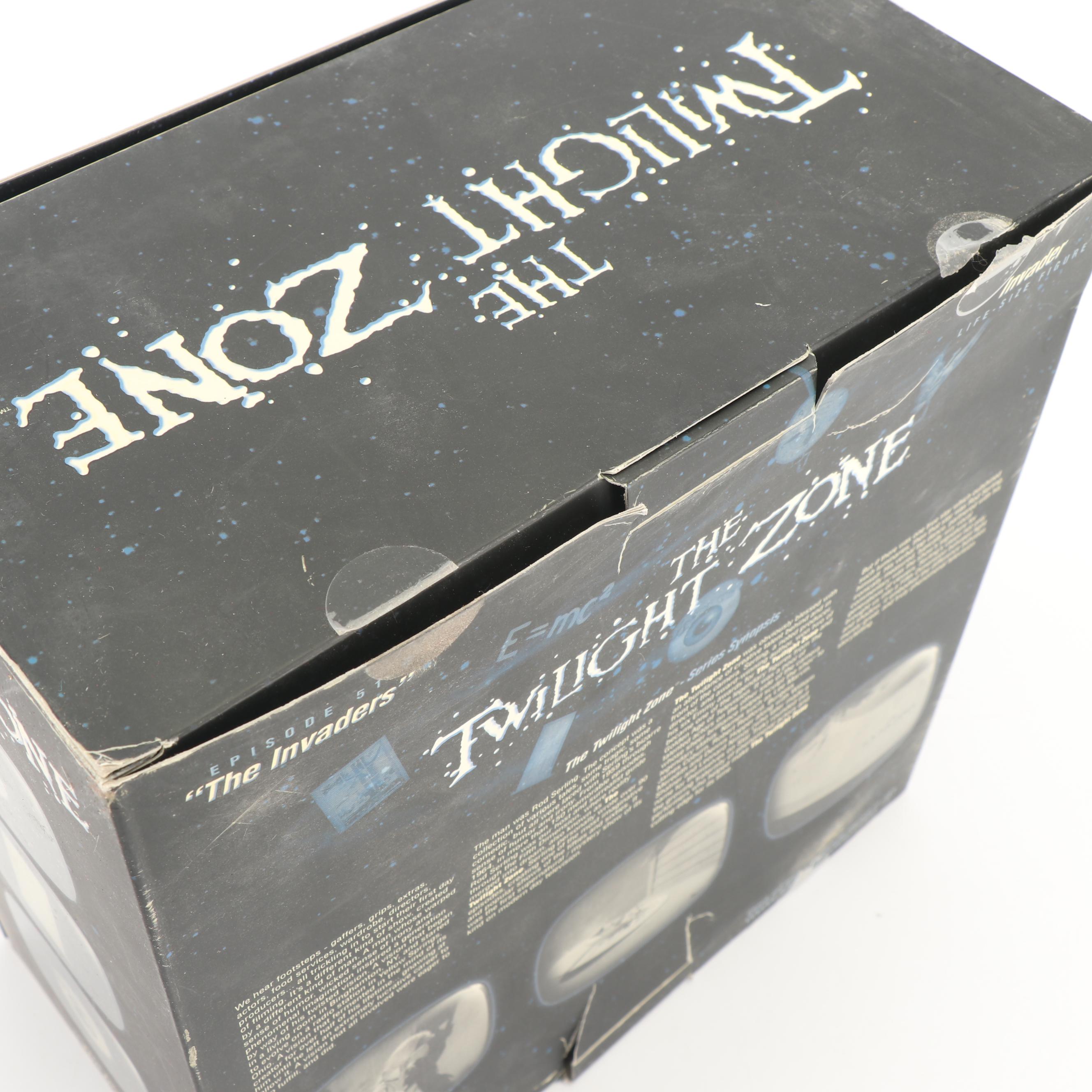 The Twilight Zone "The Invaders" Collector's Model by Sideshow Toys