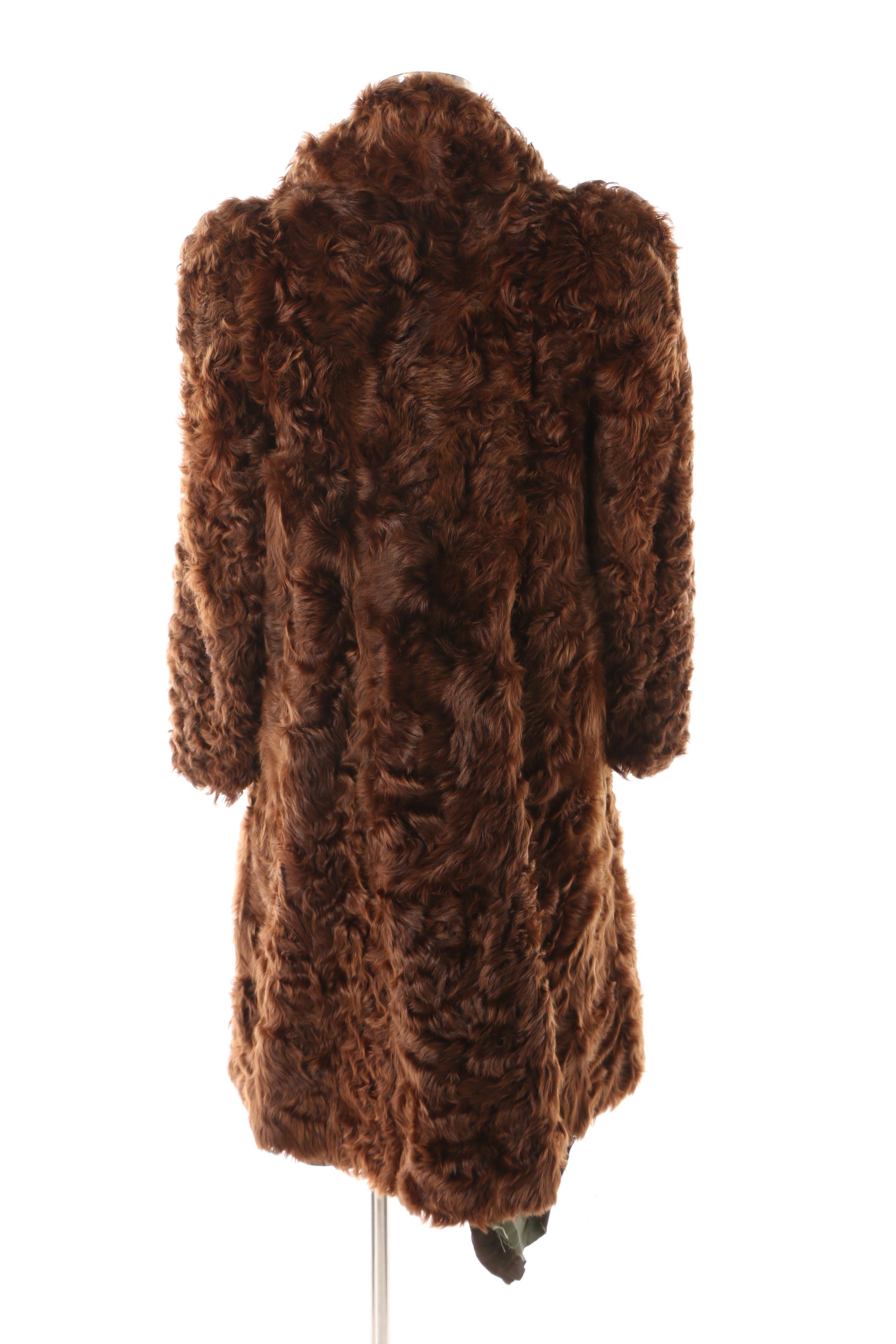 Women's 1940s Vintage A.F. Schwalbe Brown Shearling Coat with Resin Buttons