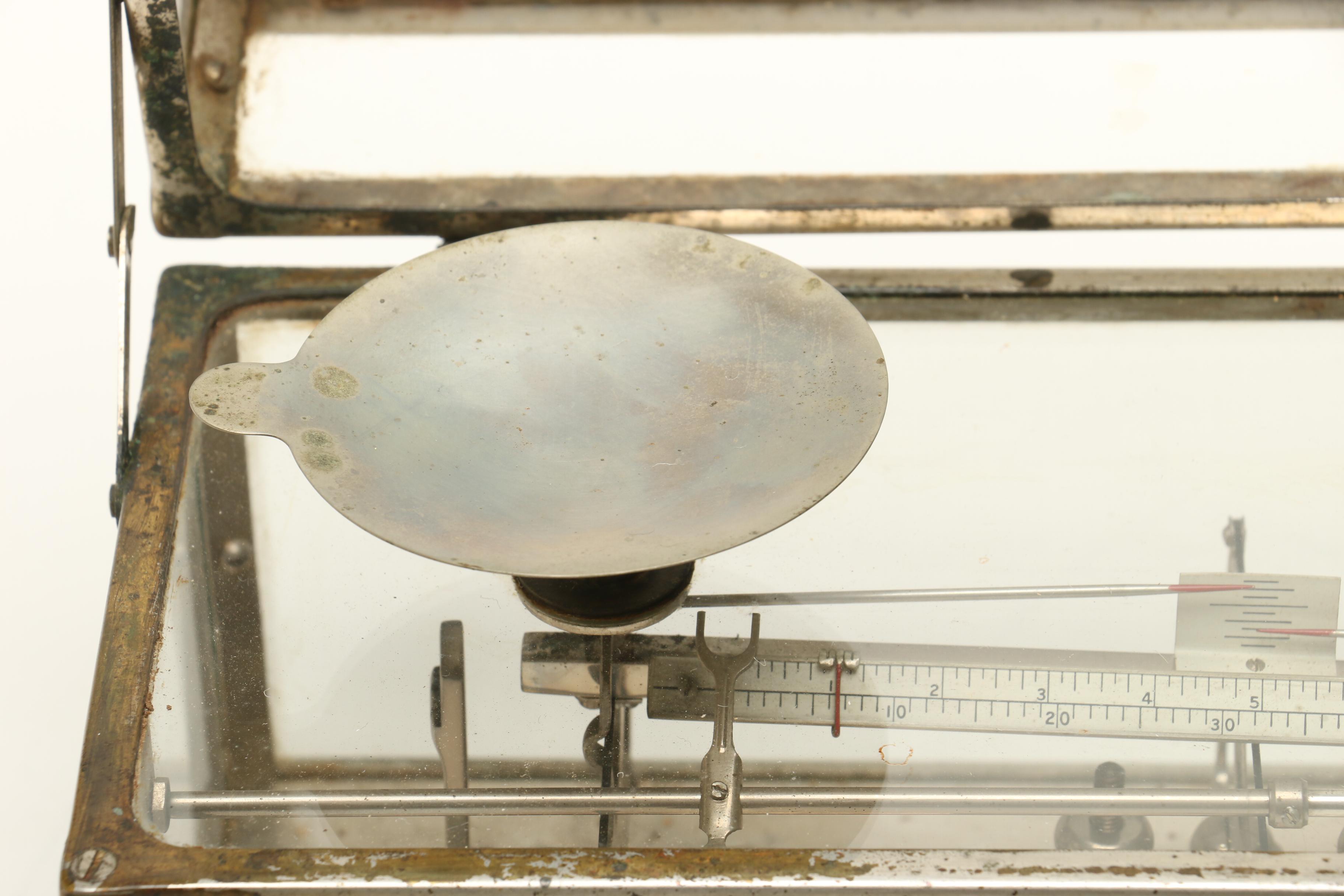 Torsion Balance Co. Style 268 Apothecary Scale