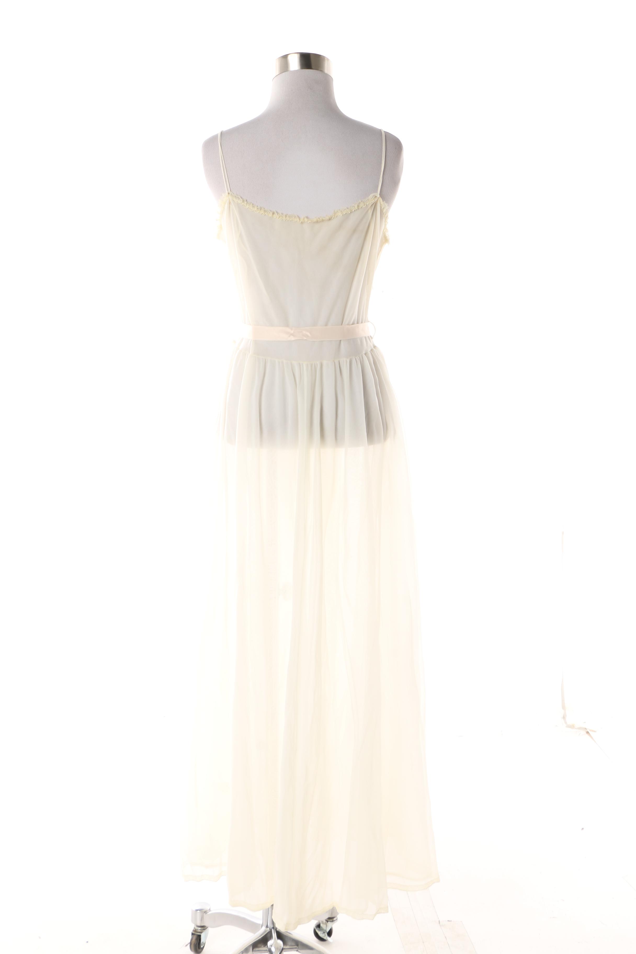 Women's 1950s Kickernick Restware Sheer Ivory Peignoir with Floral Embroidery