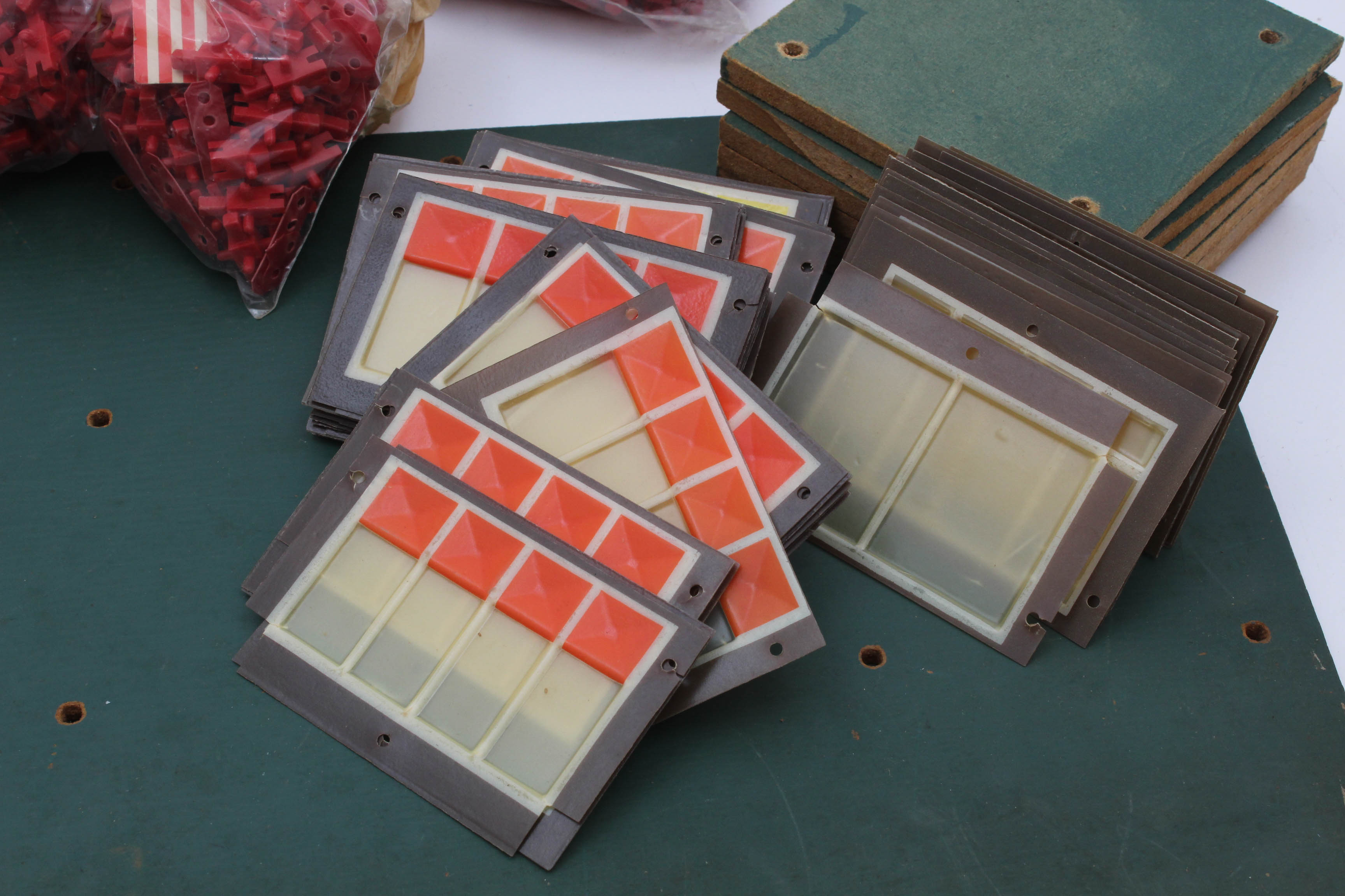 Vintage 1958 Kenner "Girder and Panel Building Set"