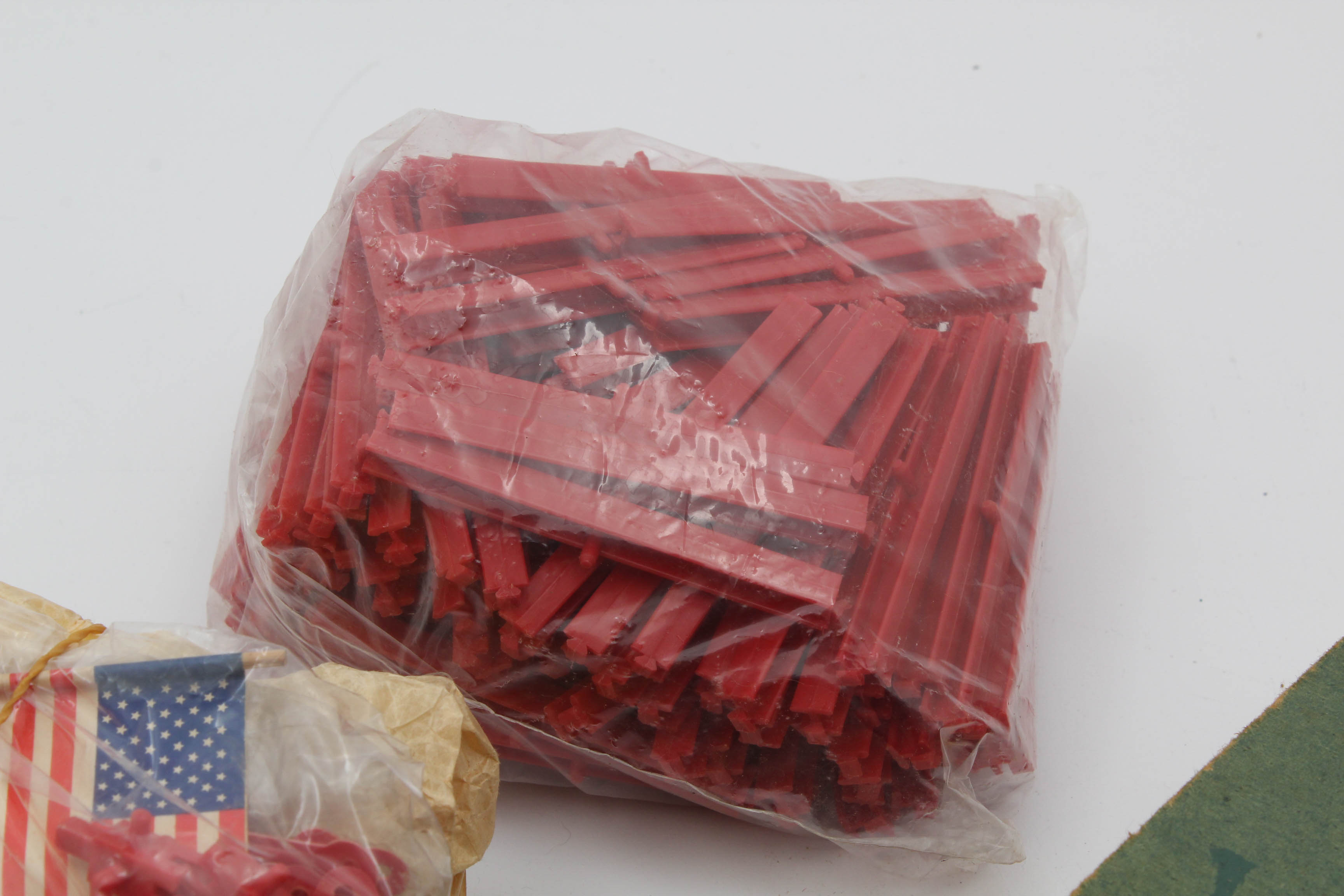 Vintage 1958 Kenner "Girder and Panel Building Set"