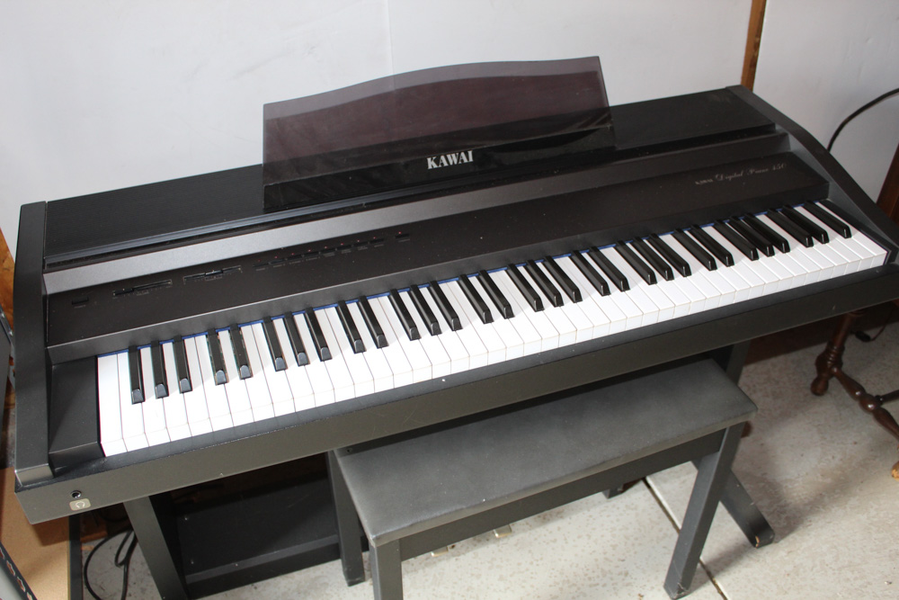 Kawai 150 Keyboard with Bench