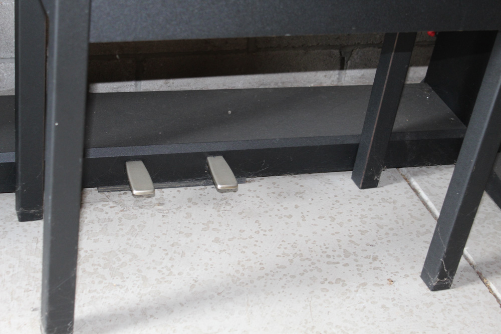 Kawai 150 Keyboard with Bench