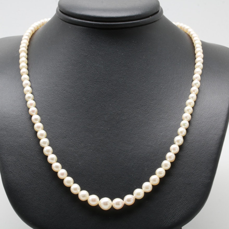 Silver Tone Graduated Cultured Pearl Necklace
