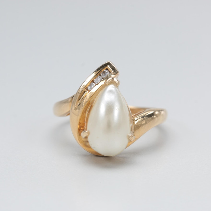 14K Yellow Gold Diamond and Imitation Pearl Ring