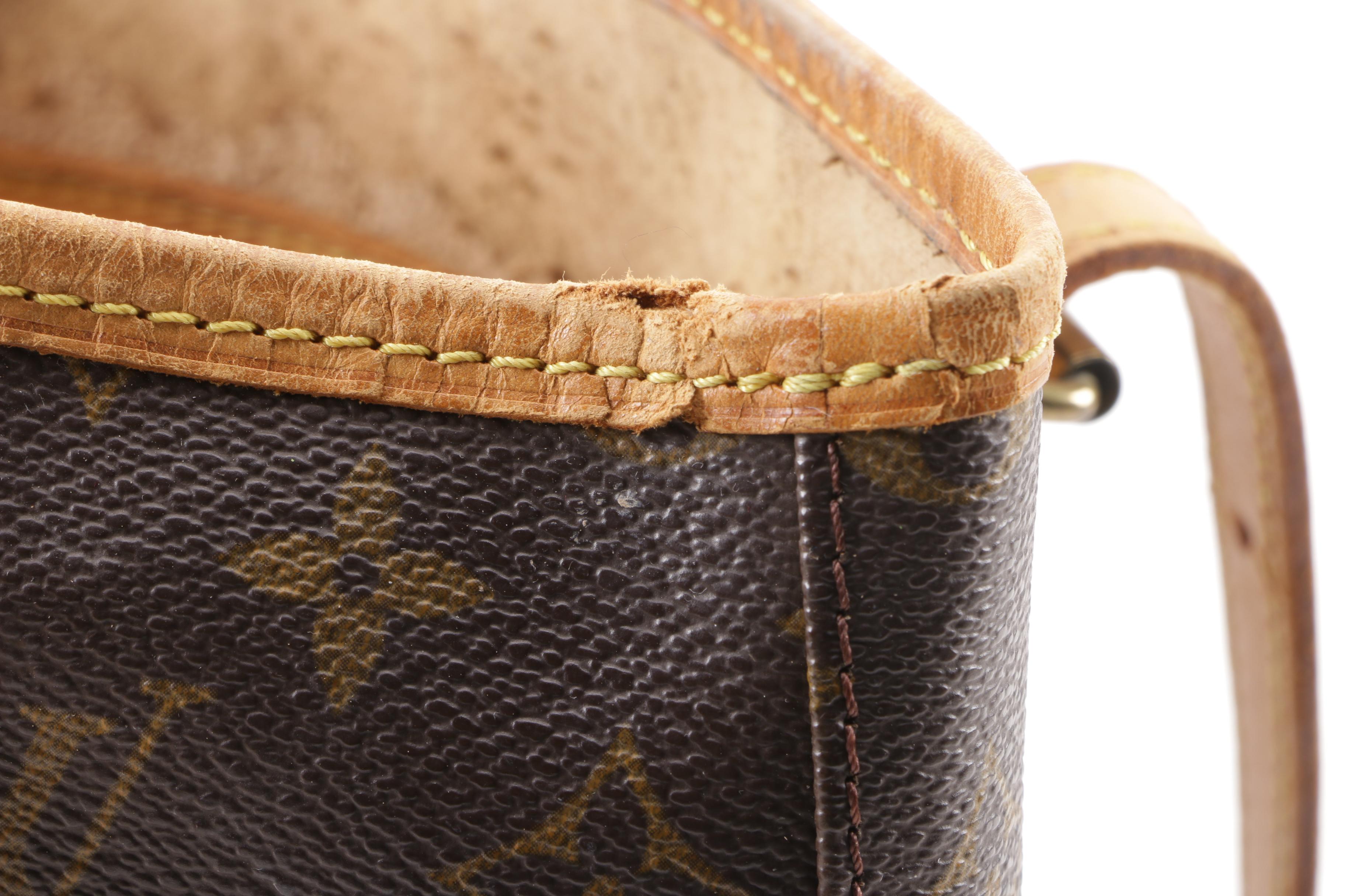 1998 Vintage Louis Vuitton Paris Monogram Canvas Petite Bucket Bag