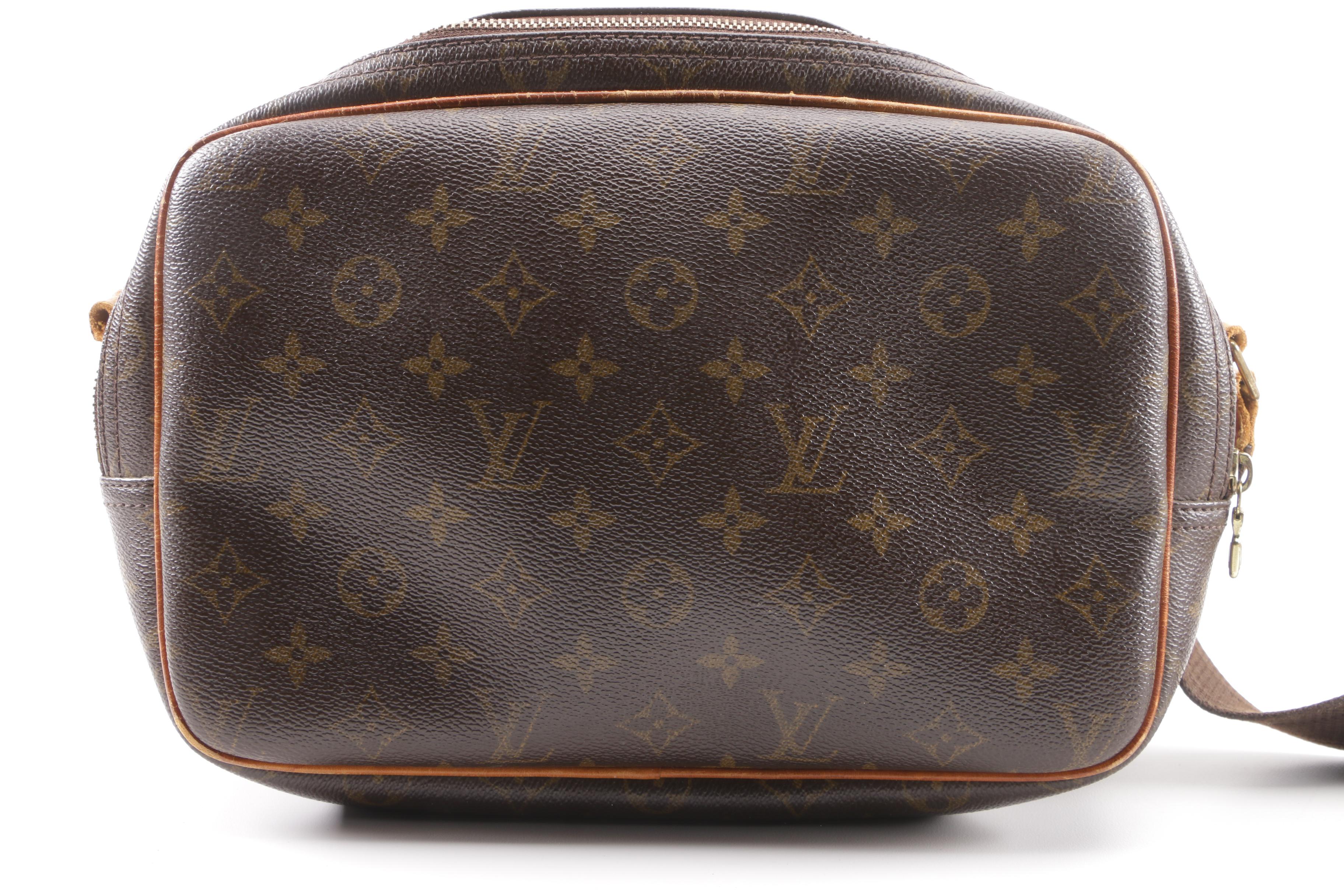 2002 Louis Vuitton Paris Monogram Canvas Reporter PM Bag