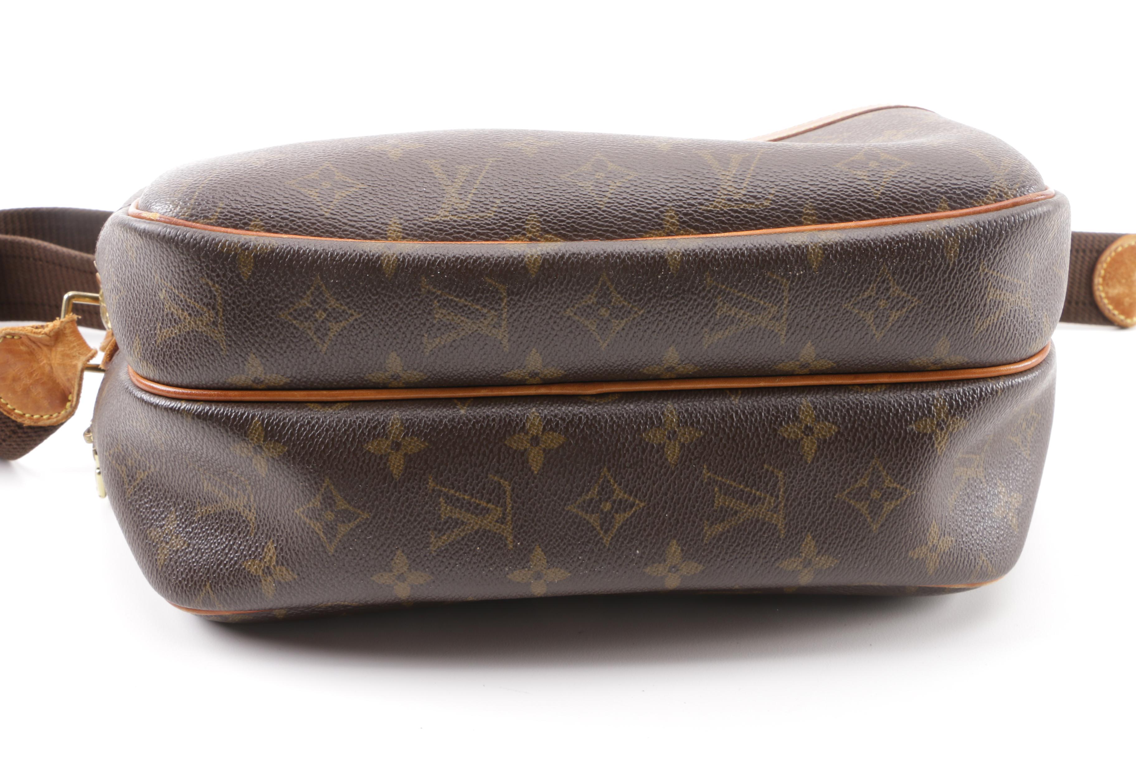 2002 Louis Vuitton Paris Monogram Canvas Reporter PM Bag