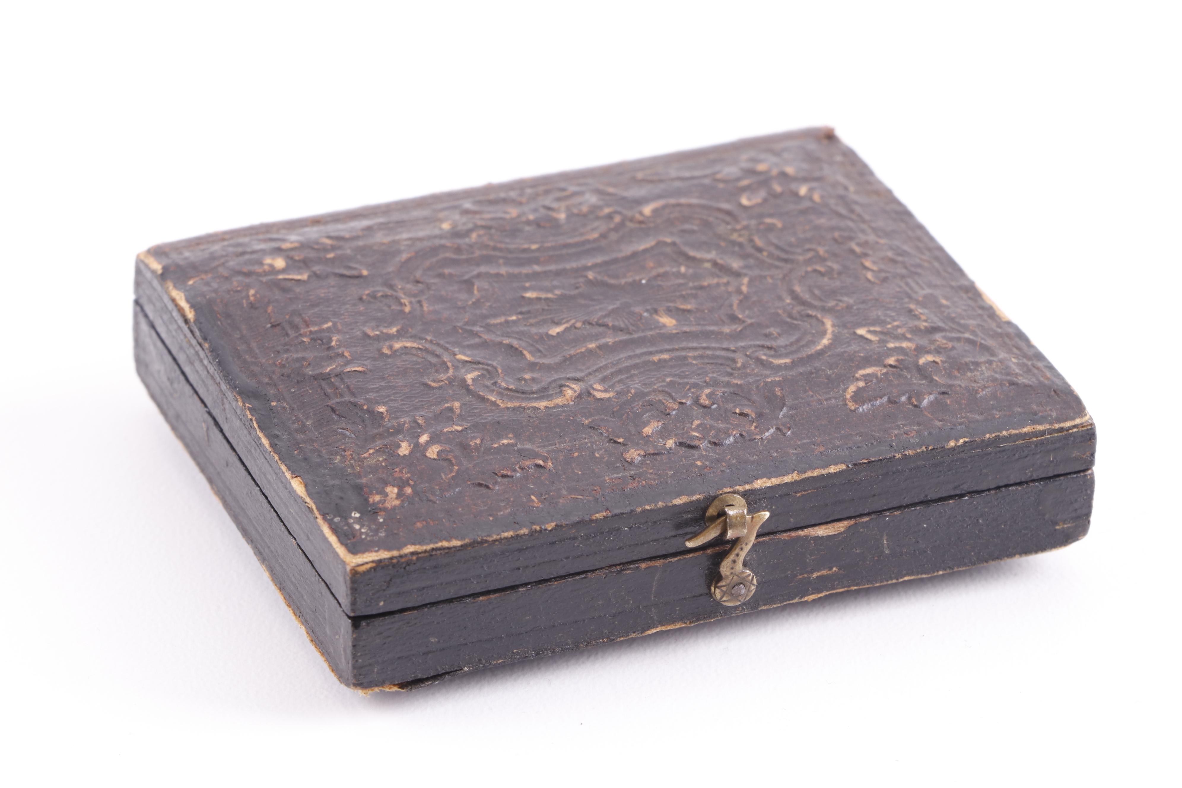 Portrait Daguerreotypes, Including Hidden Mother Child's Portrait