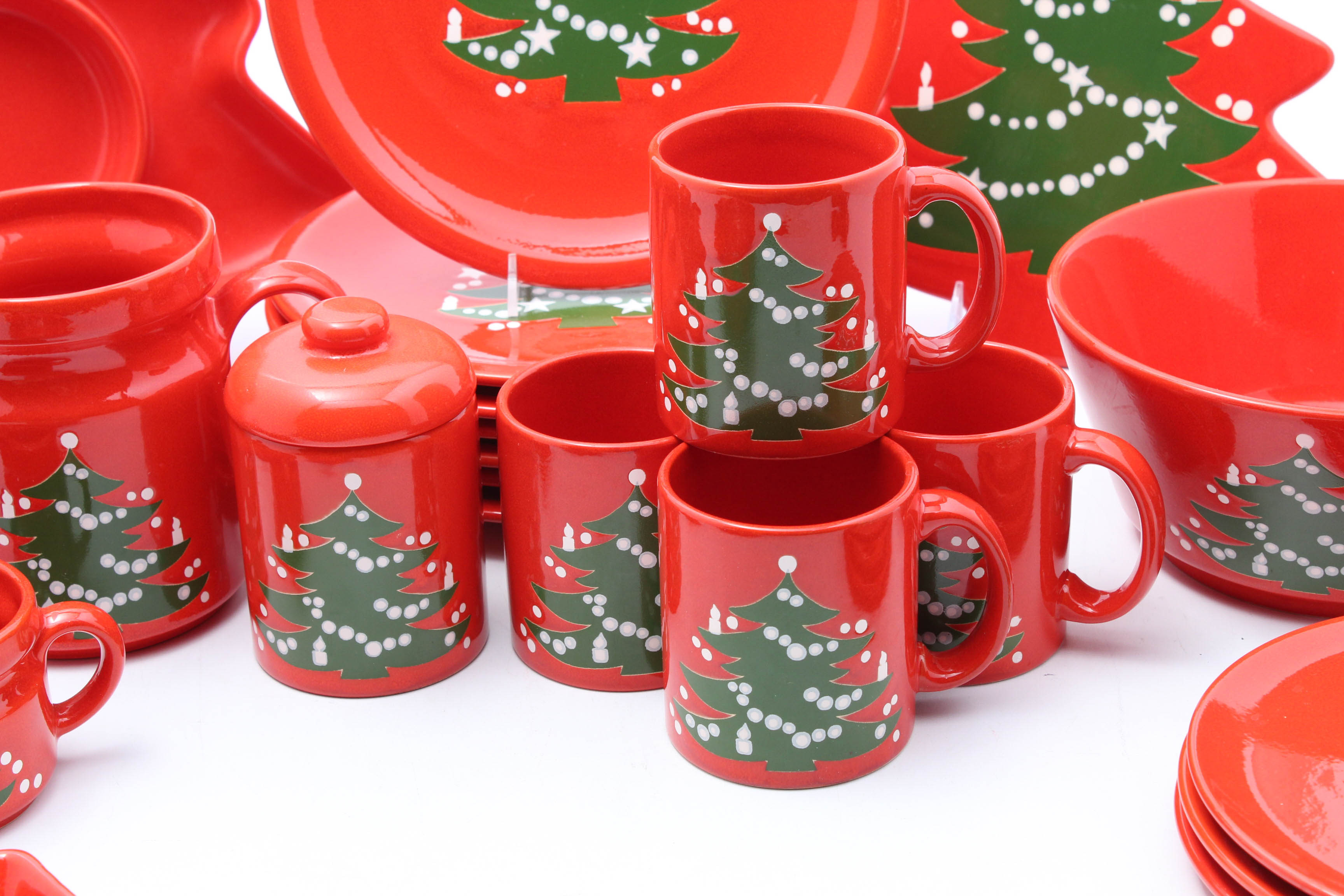 Waechtersbach Christmas Tree Dinnerware