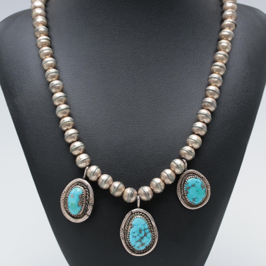 Southwestern Style Sterling Silver Turuqoise Beaded Necklace