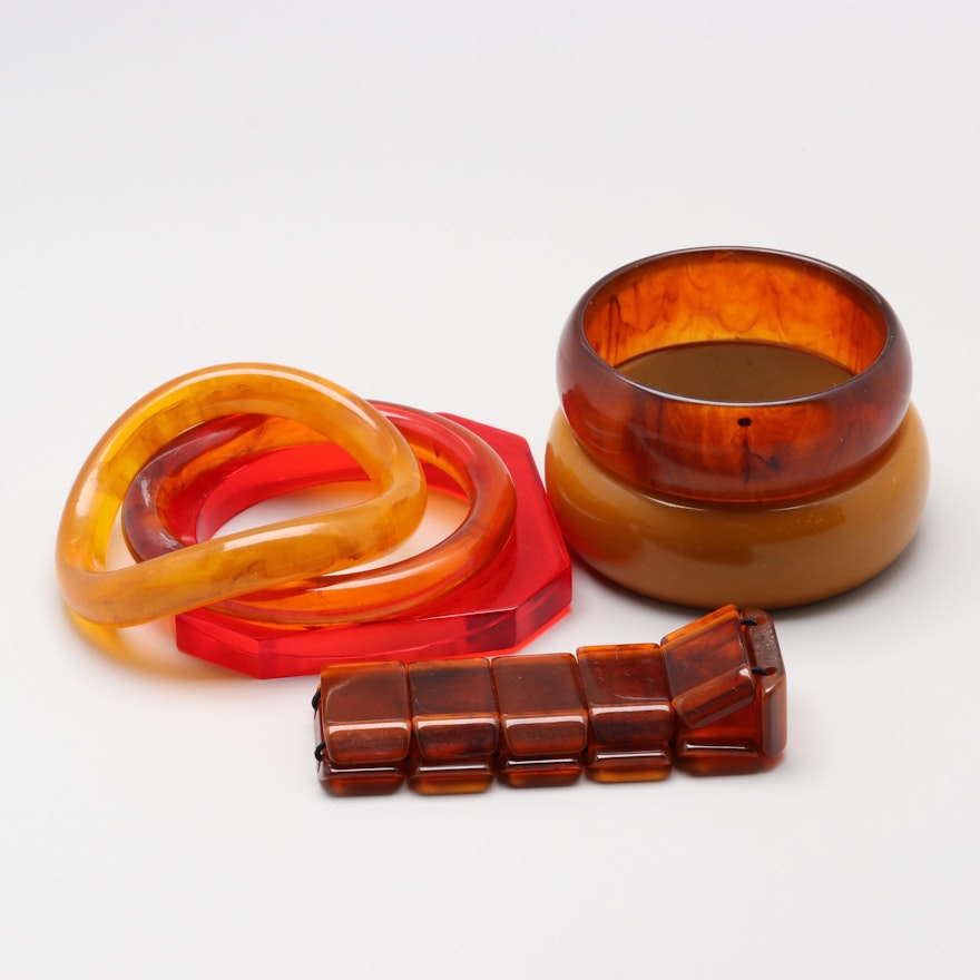 Assorted Bakelite and Plastic Bracelets