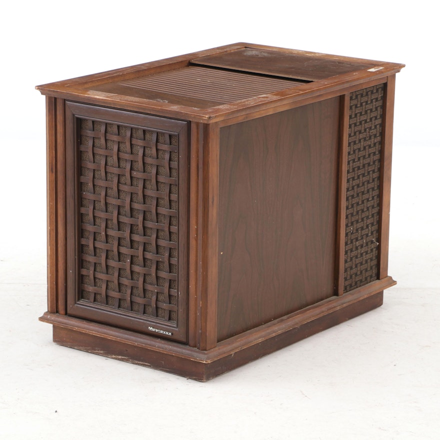 Vintage Magnavox Micromatic Stereo Cabinet