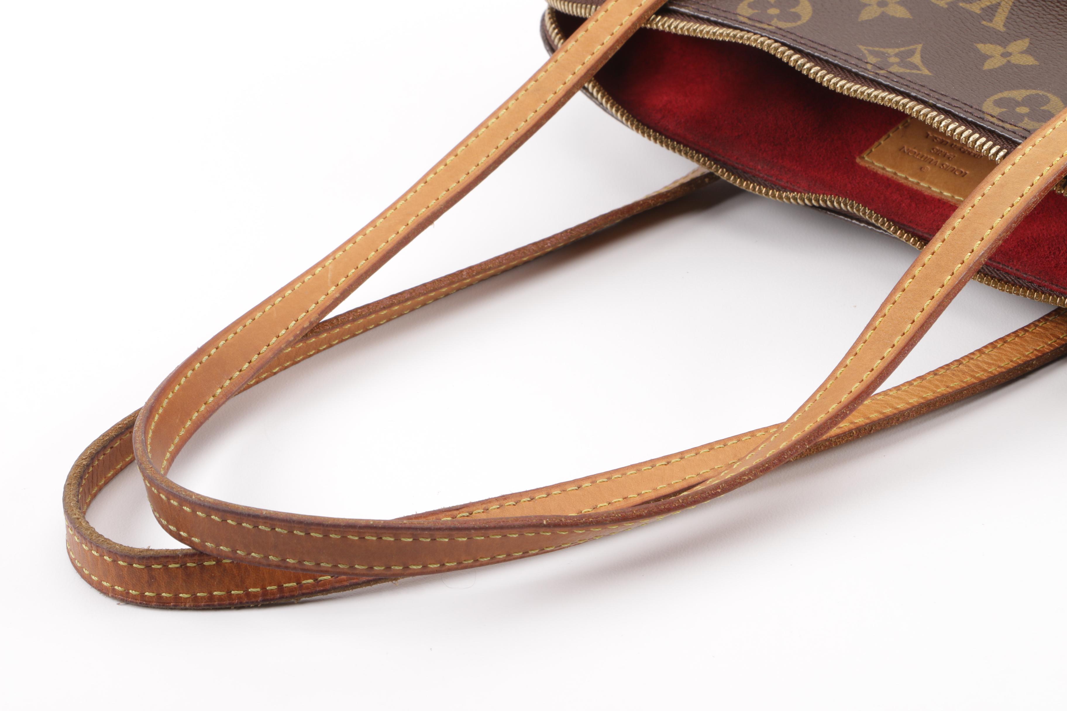 2004 Louis Vuitton Monogram Canvas Sac Coussin GM Shoulder Bag